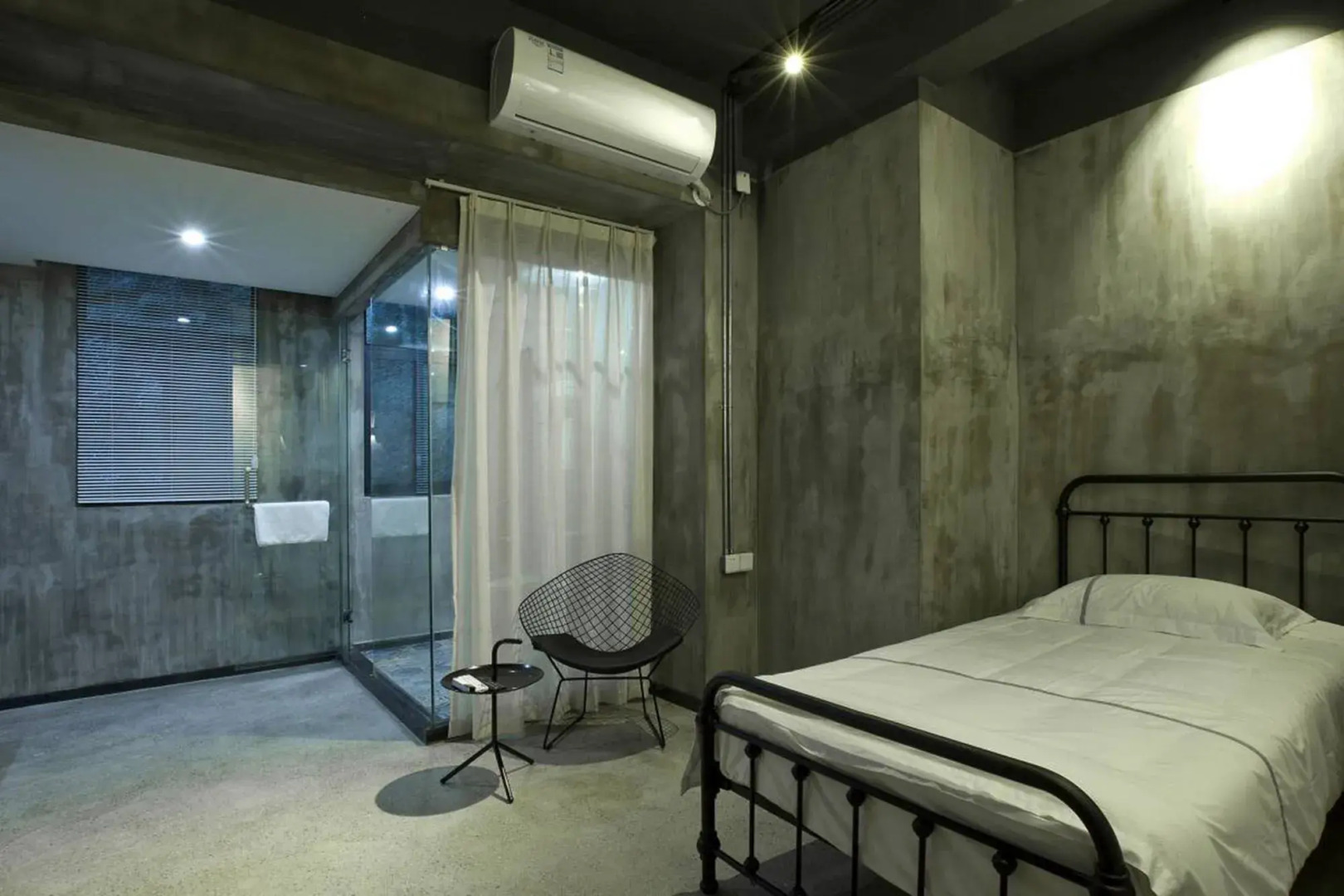 Zero Five One Seven Inn