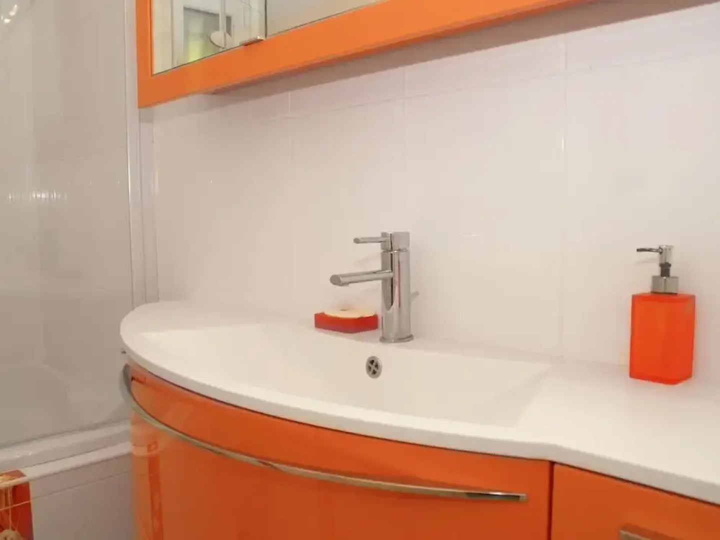 Cozy Holiday Home in Carqueiranne With Swimming Pool