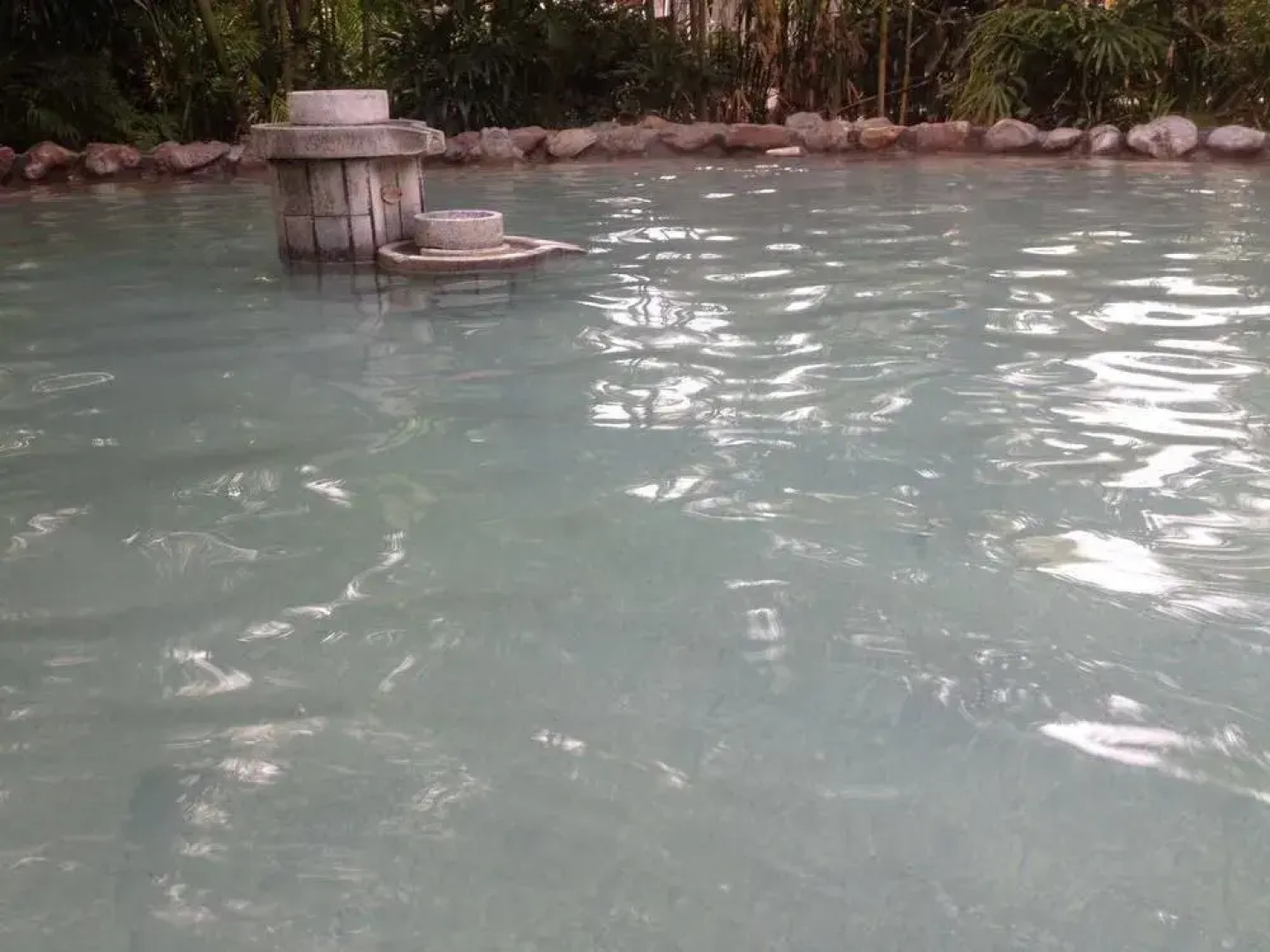 Ju Long Wan Hotspring