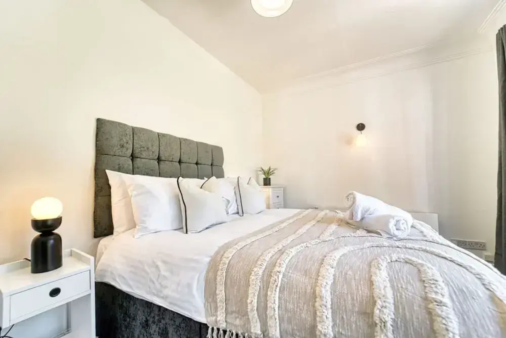 Host Stay Chester House Retreat