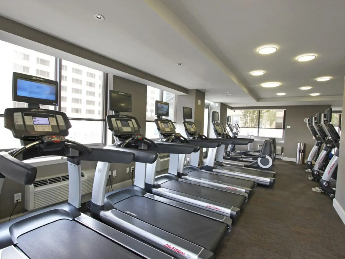 Global Luxury Suites Downtown Jersey City