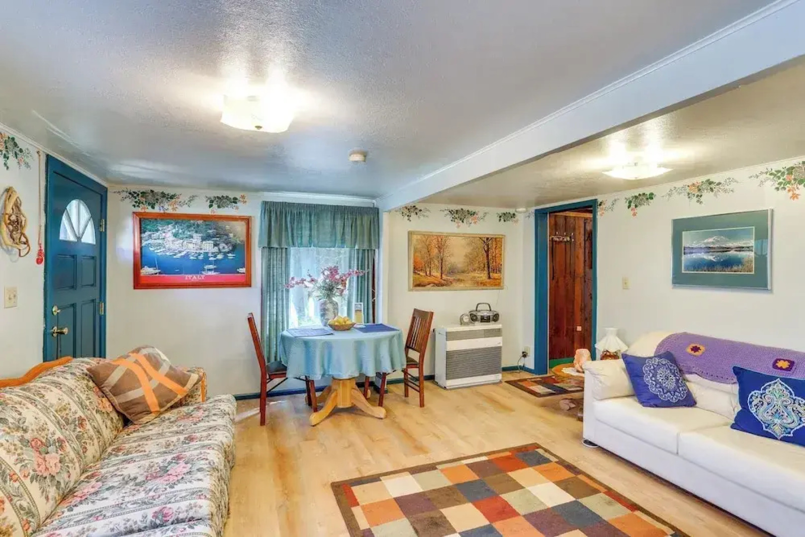 Dunsmuir Apartment ~ 17 Mi to Mt Shasta Ski Park!