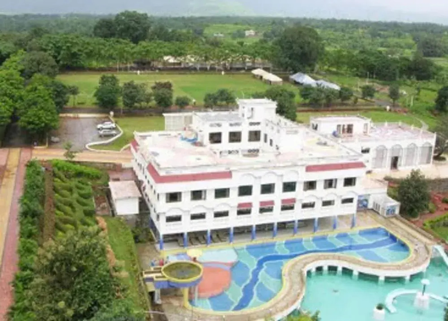 U Rivergate Resort & Spa, Karjat