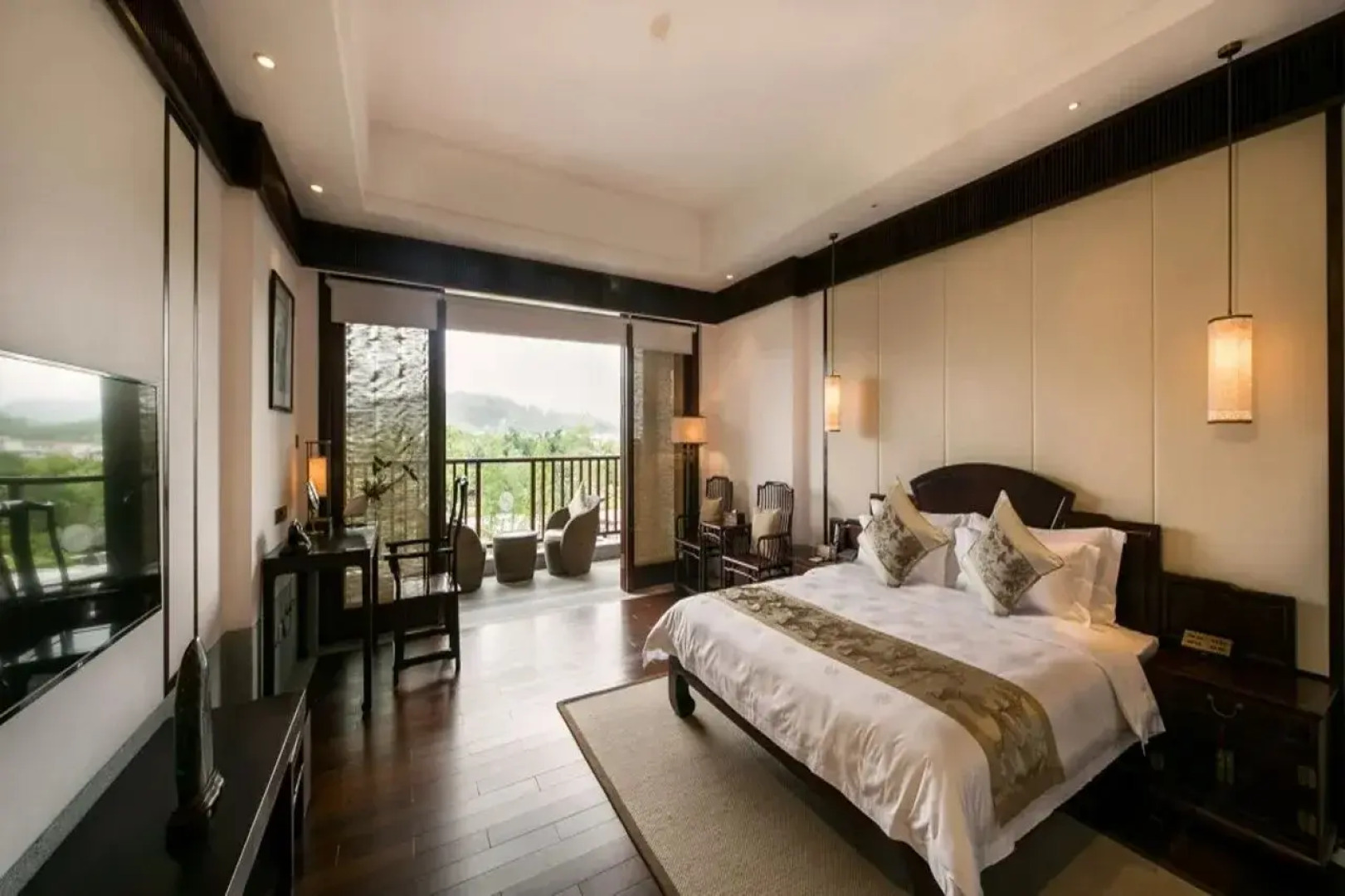 Yunfu Xinxing Chanquan Resort Hotel