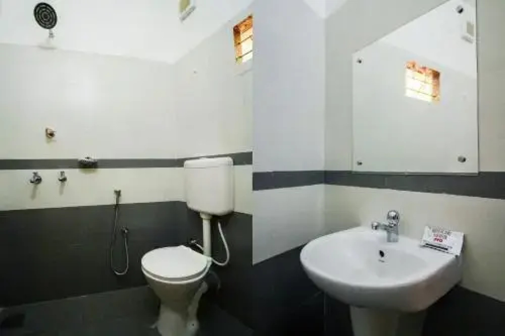 OYO 24817 Wayanad Royal Grand