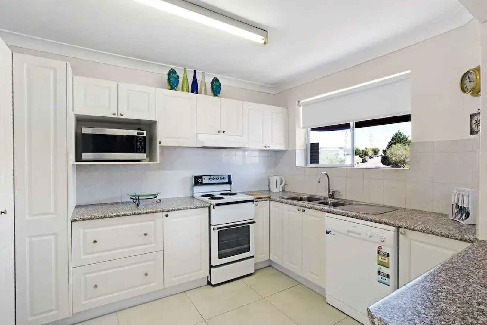 Laman Lodge, Unit 6, 15 Laman Street,