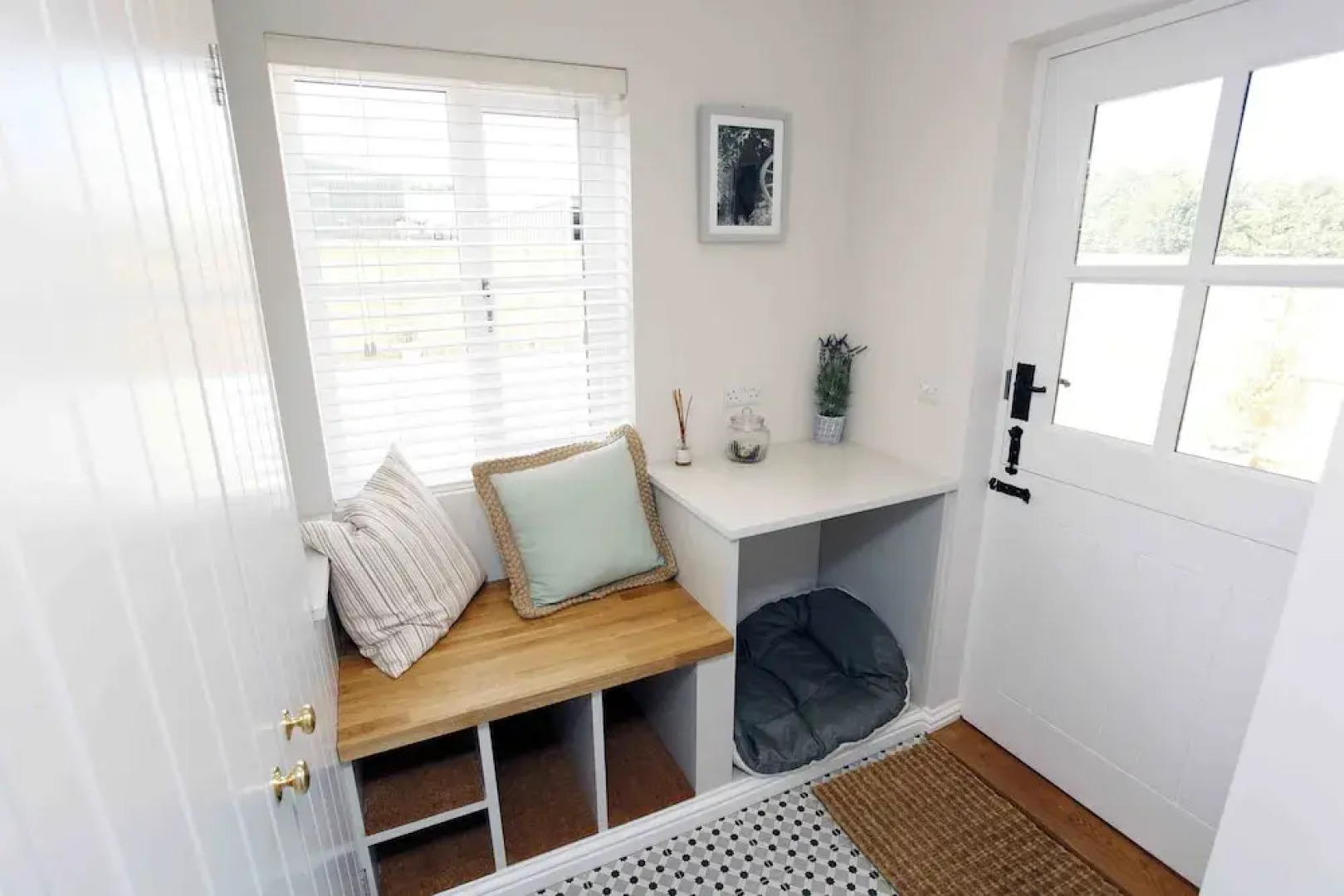 The Granary and Teals Den at Carters Barn Farm