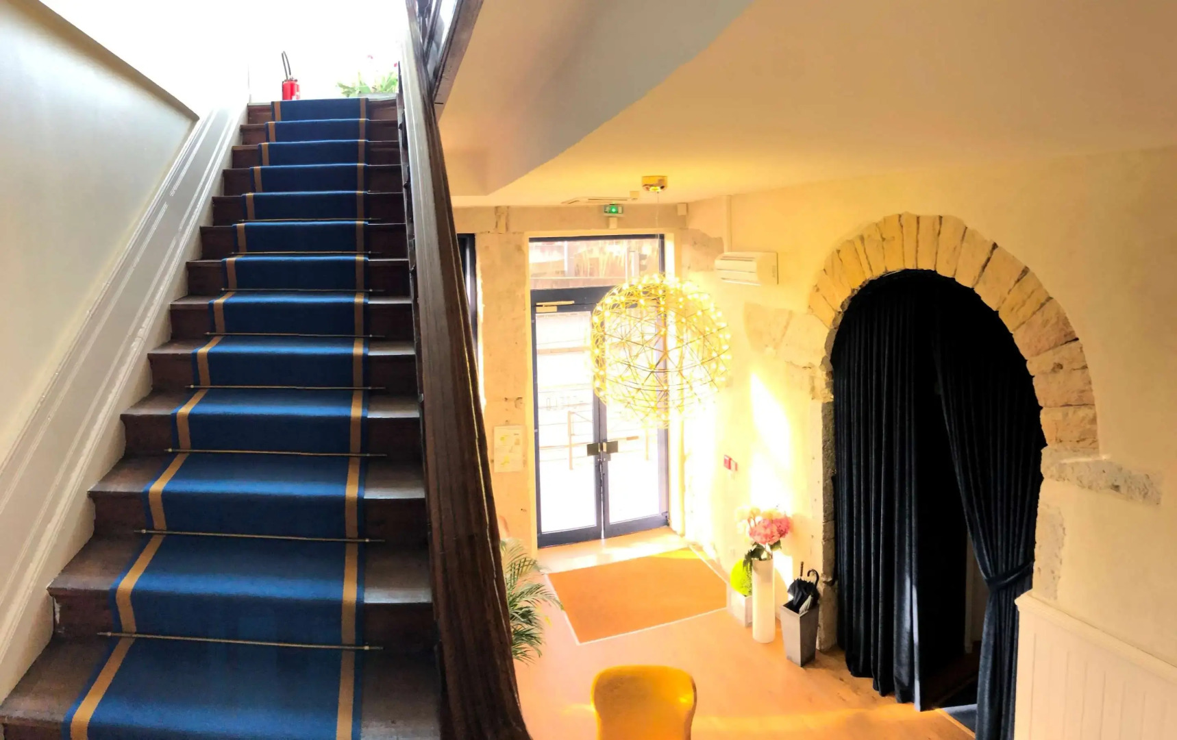 HOTELO Lyon Charité