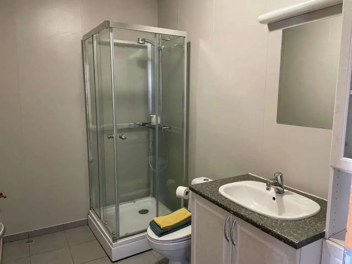 Stoð Guesthouse and apartments