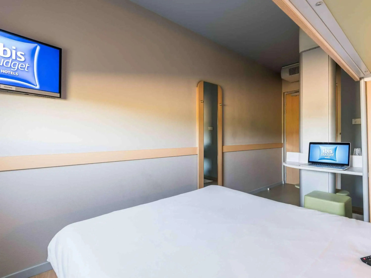 Ibis Budget Ambérieu-En-Bugey Château-Gaillard