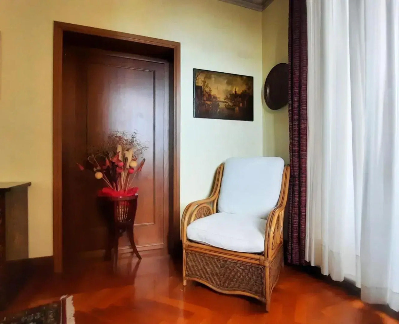 Ecco Marino Casa Vacanze