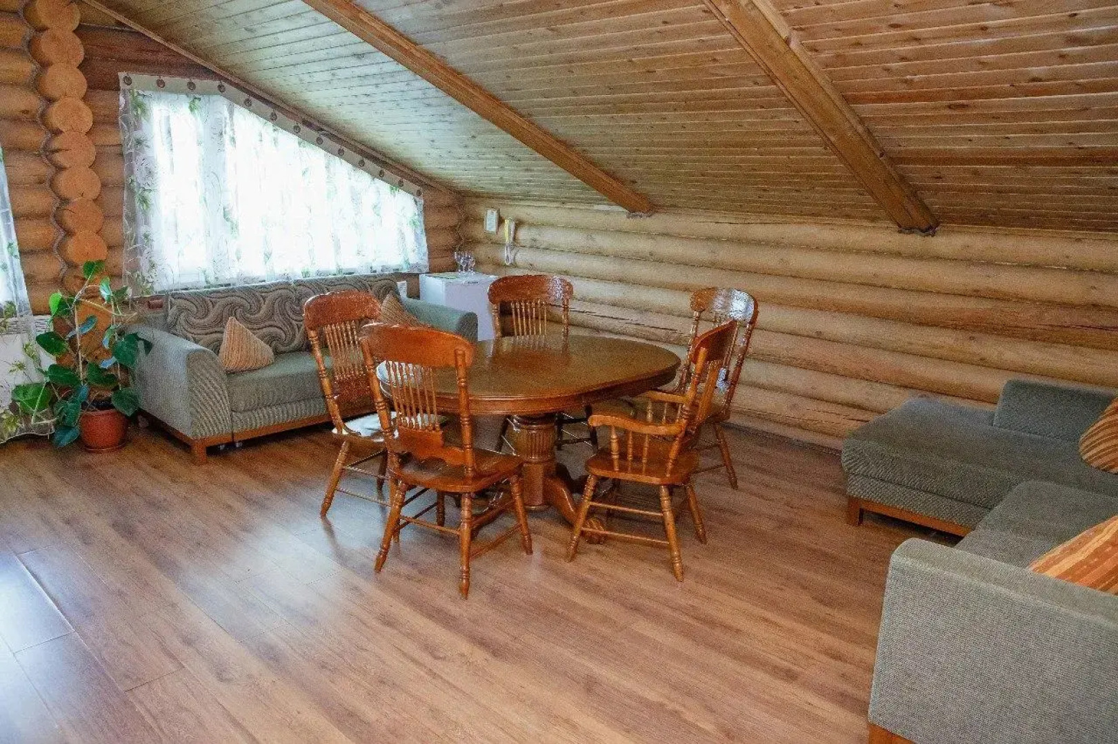 Княжий двор