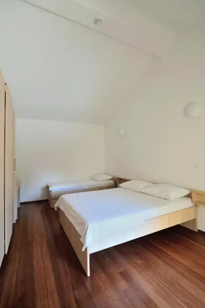 Apartments Old Bridge