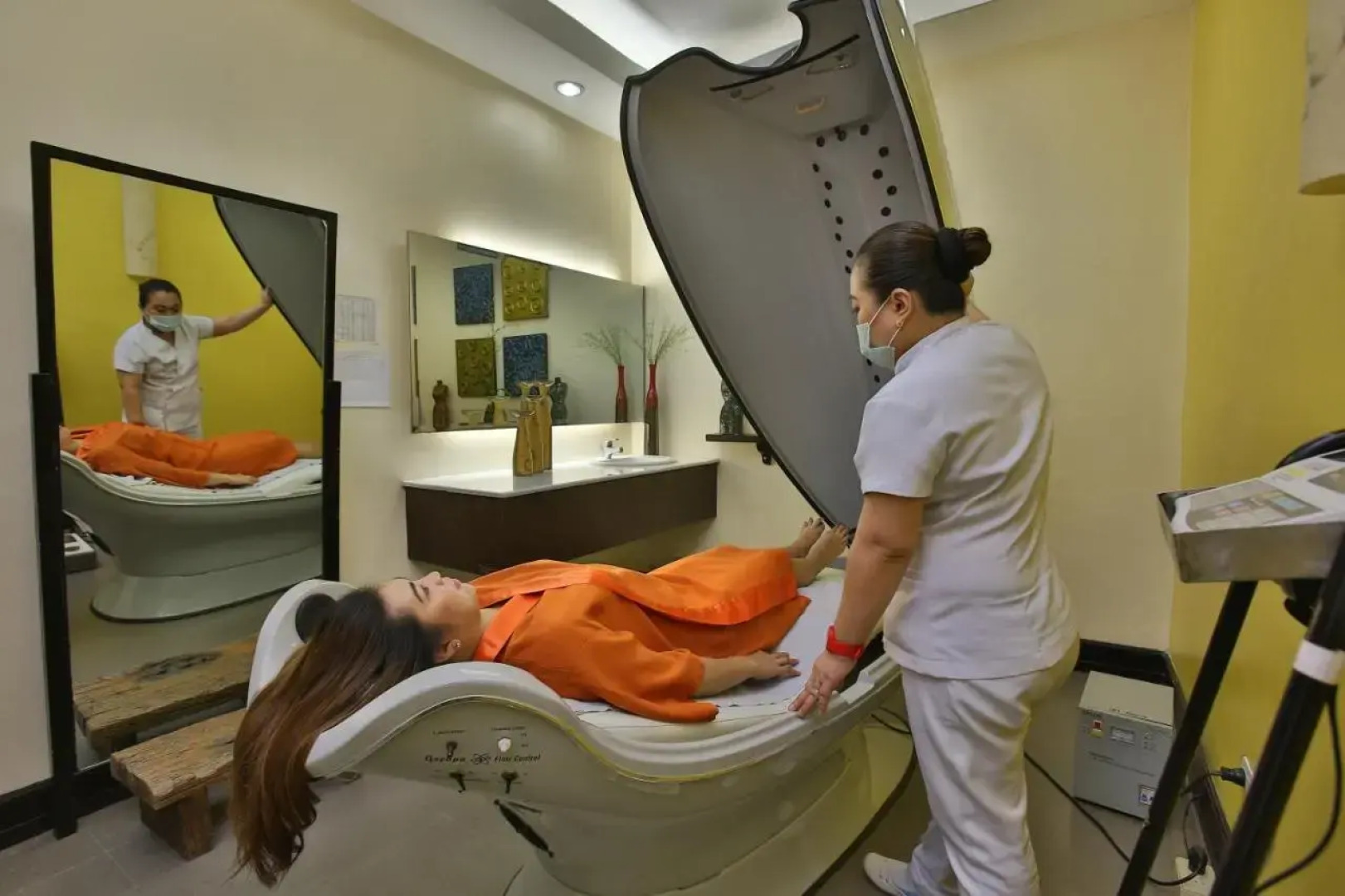 Crown Regency Hotel and Towers