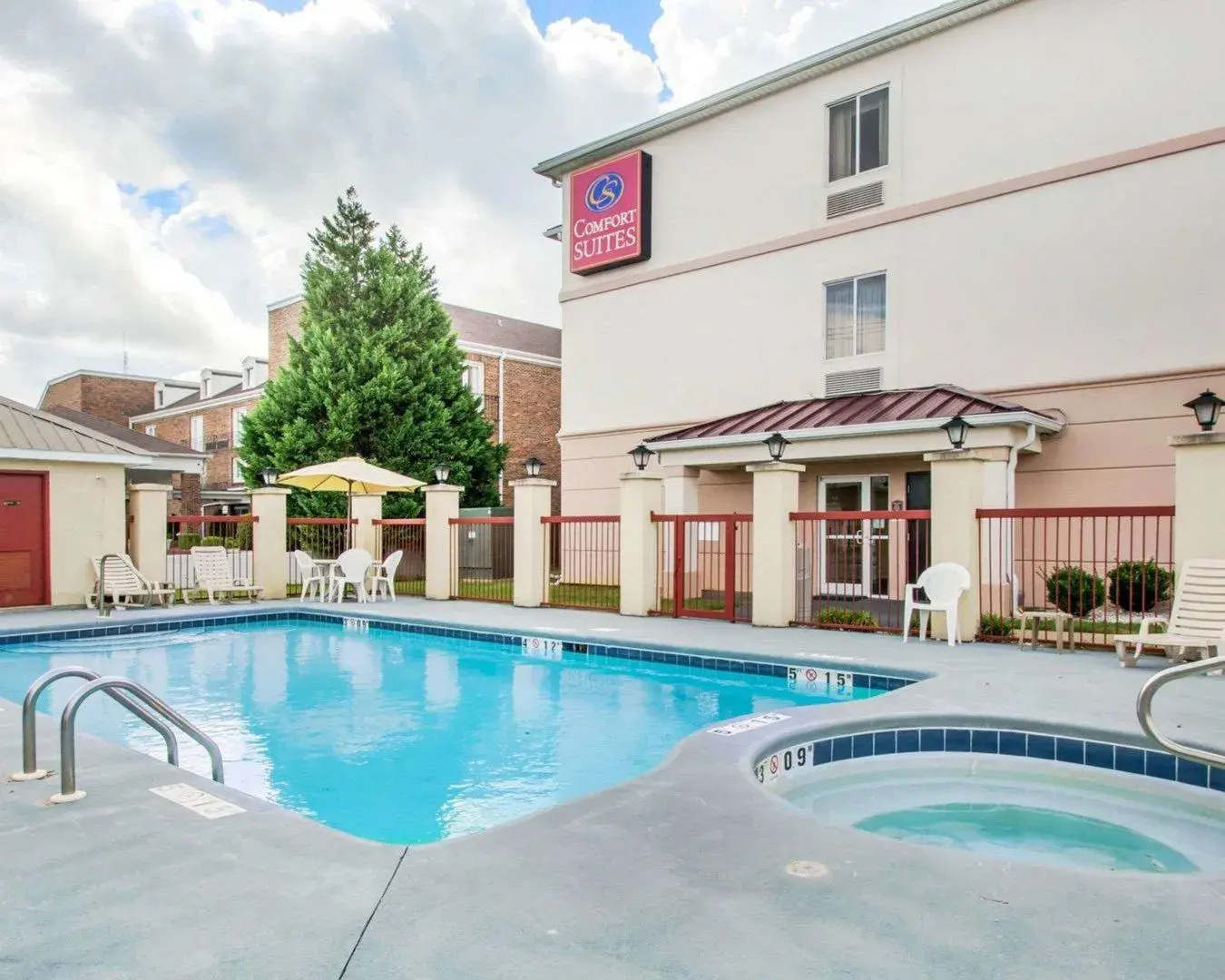 Comfort Suites Montgomery East Monticello Dr.