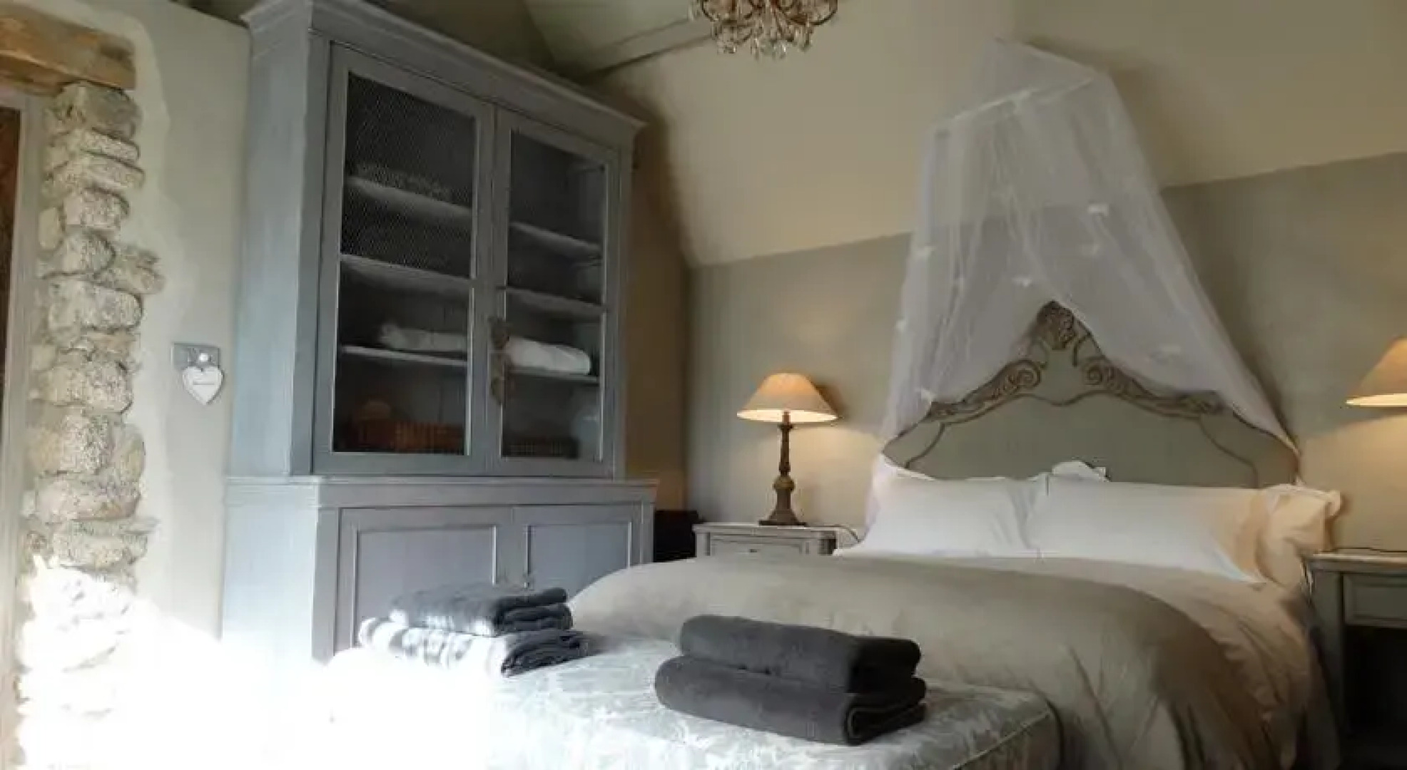 Chateau Vue Boussac Chambres dHôtes