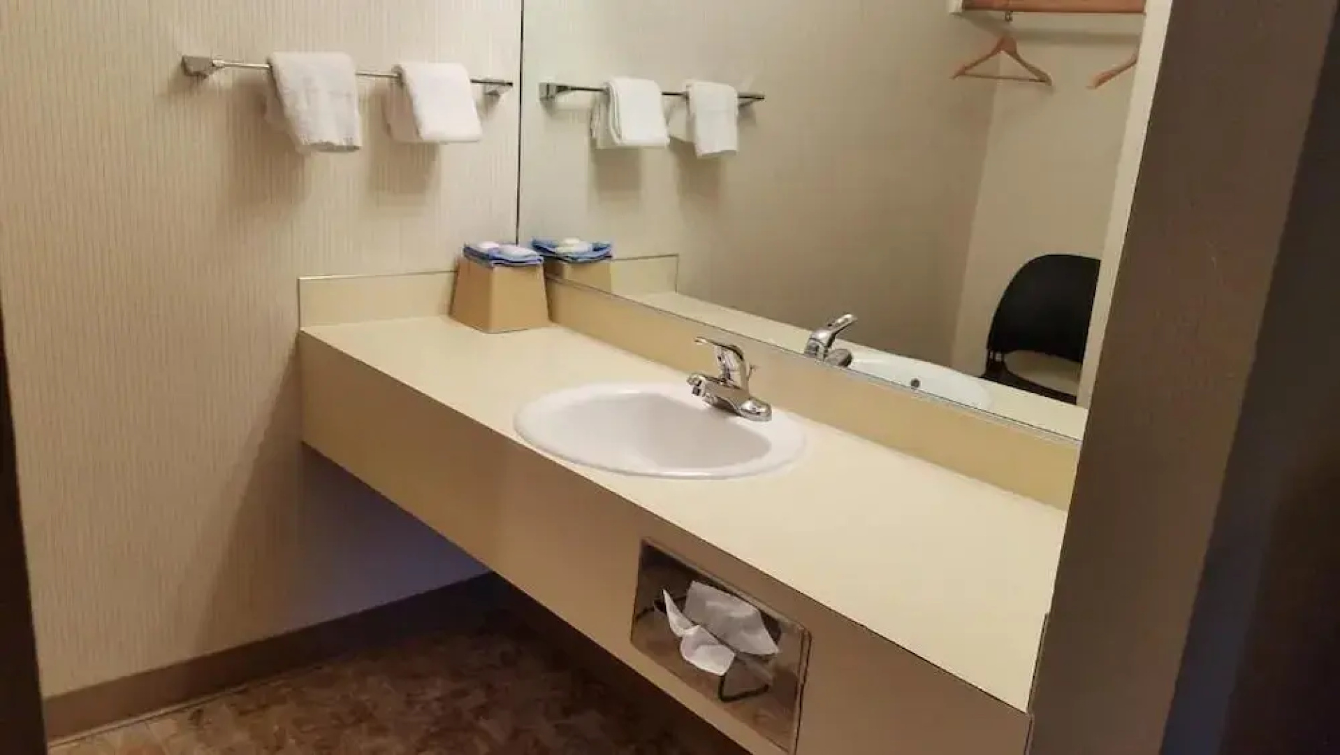 Royal Motor Inn