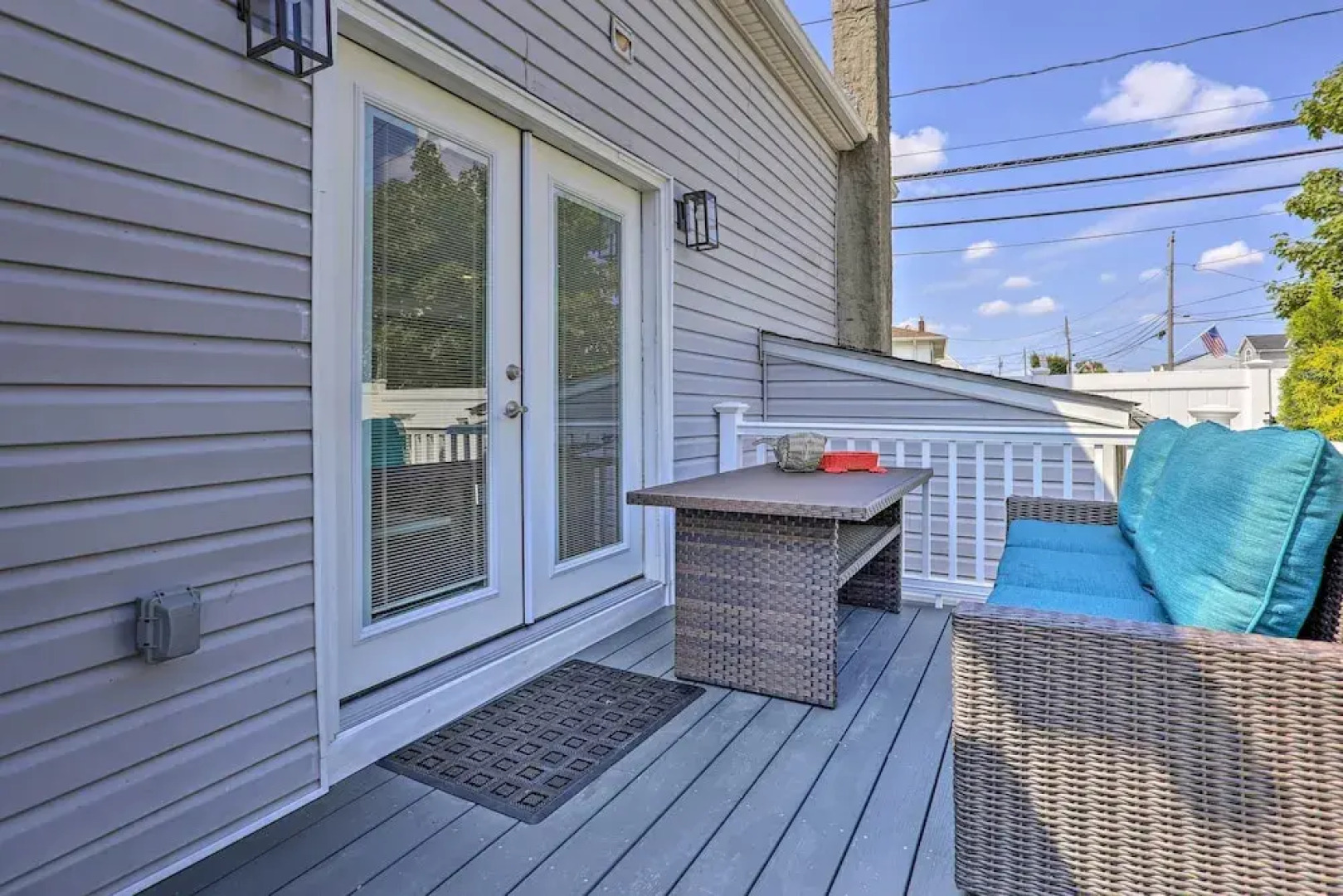 Long Island Home Near Beaches & Golf