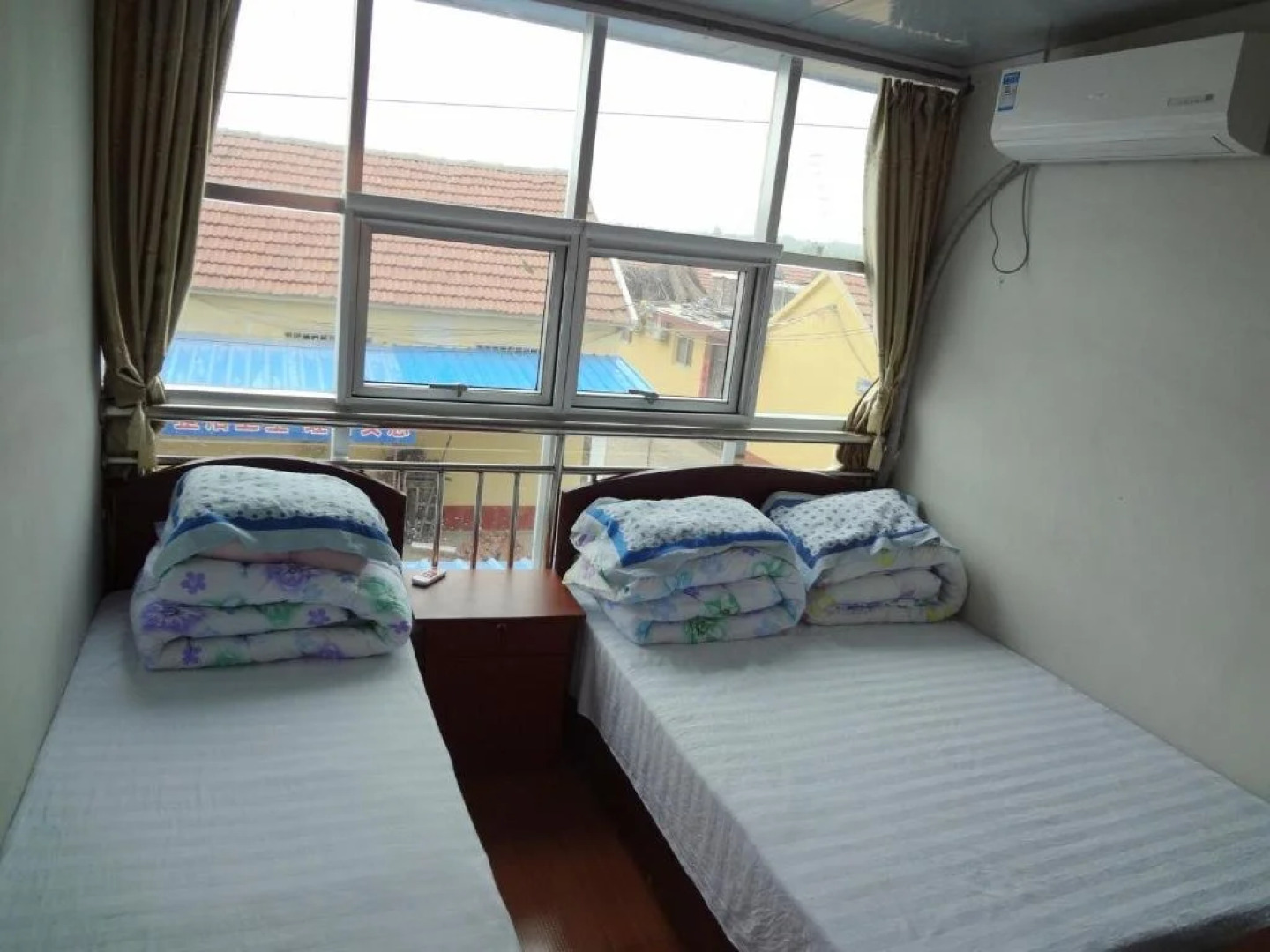 Rizhao Hongqiang Yujia Hotel