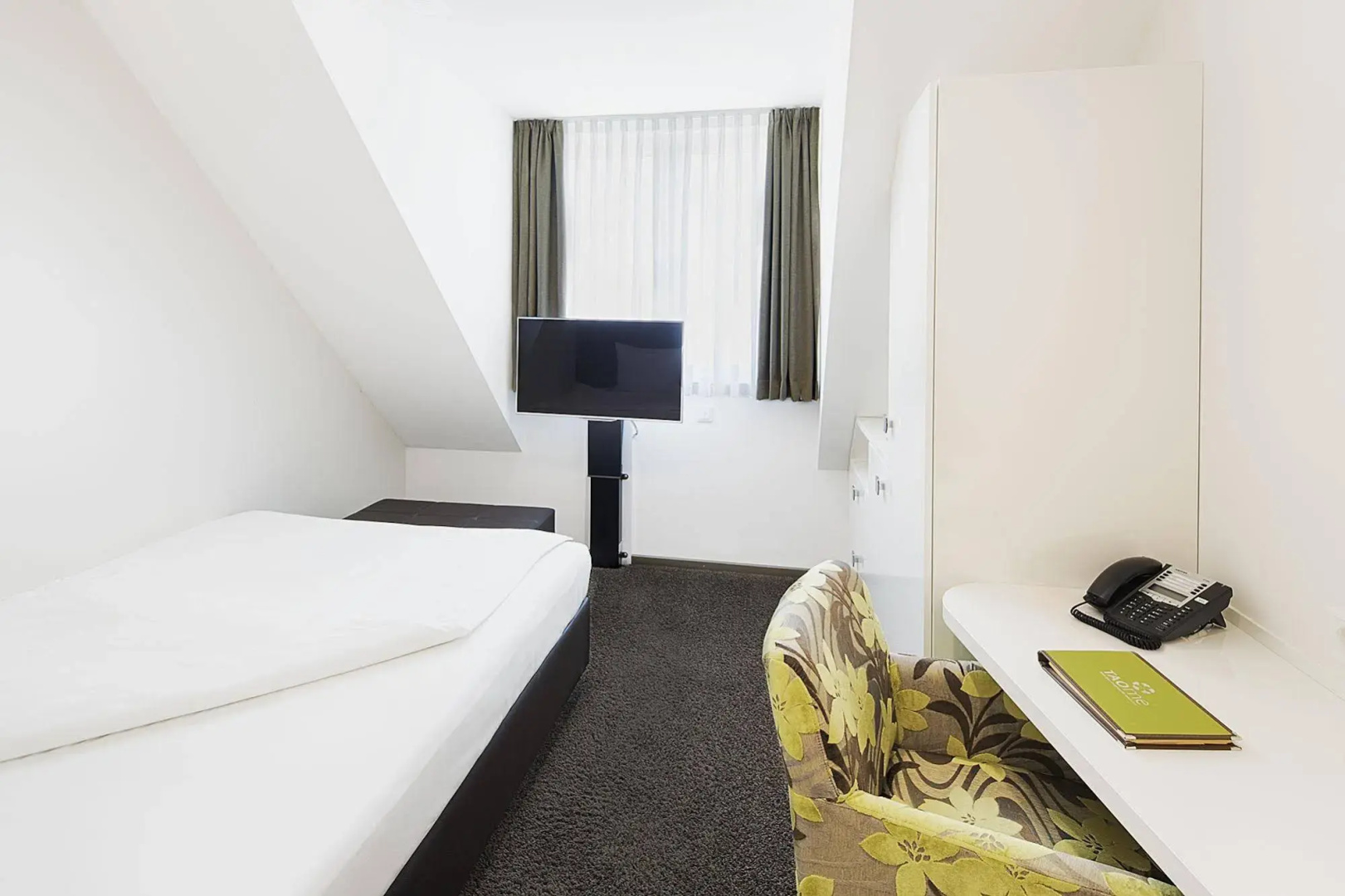 TAOme Feng Shui Stadthotel Breisgau