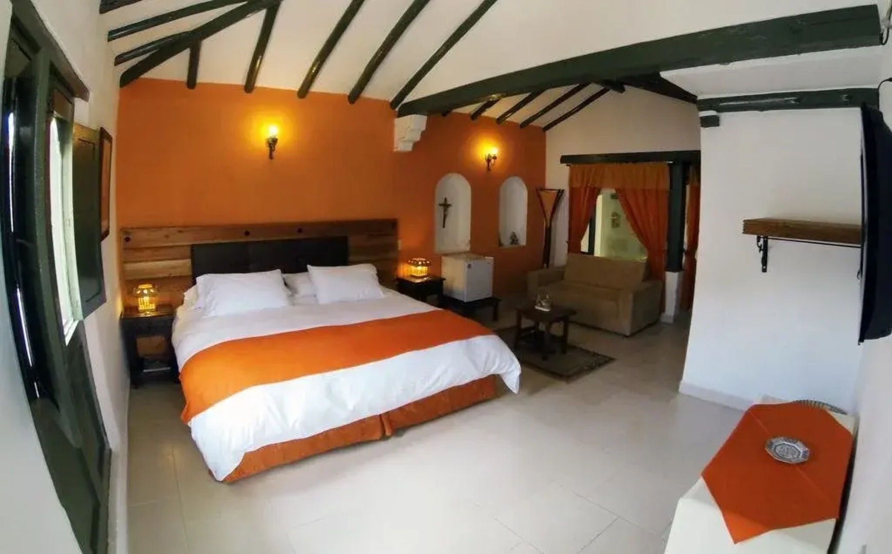 Zaguan De Los Heroes