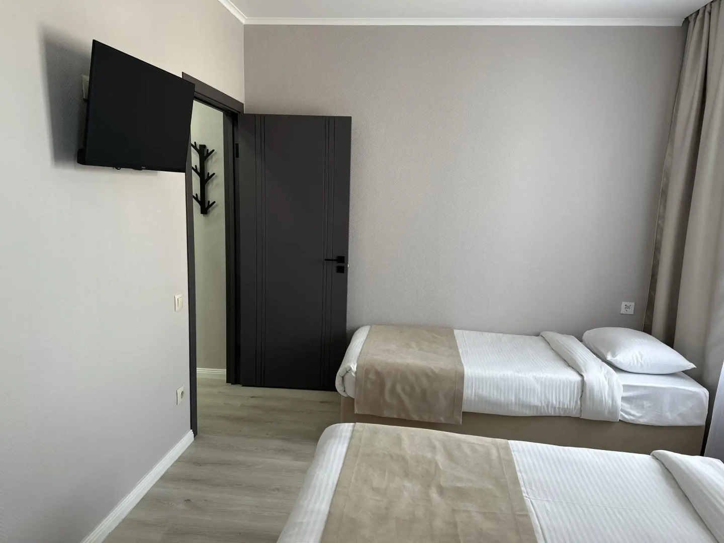 Первомайский