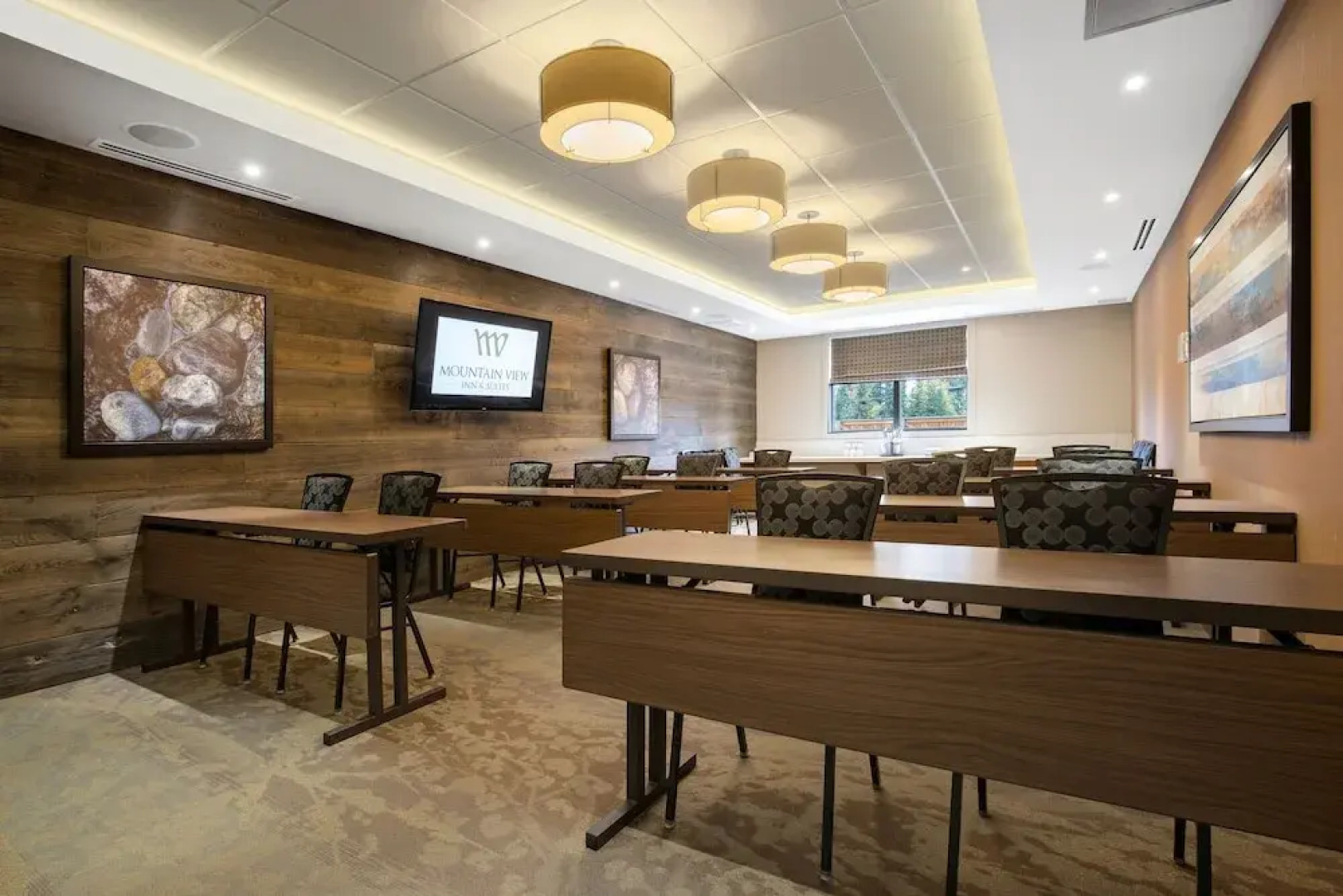 Best Western Plus Mountainview Inn & Suites