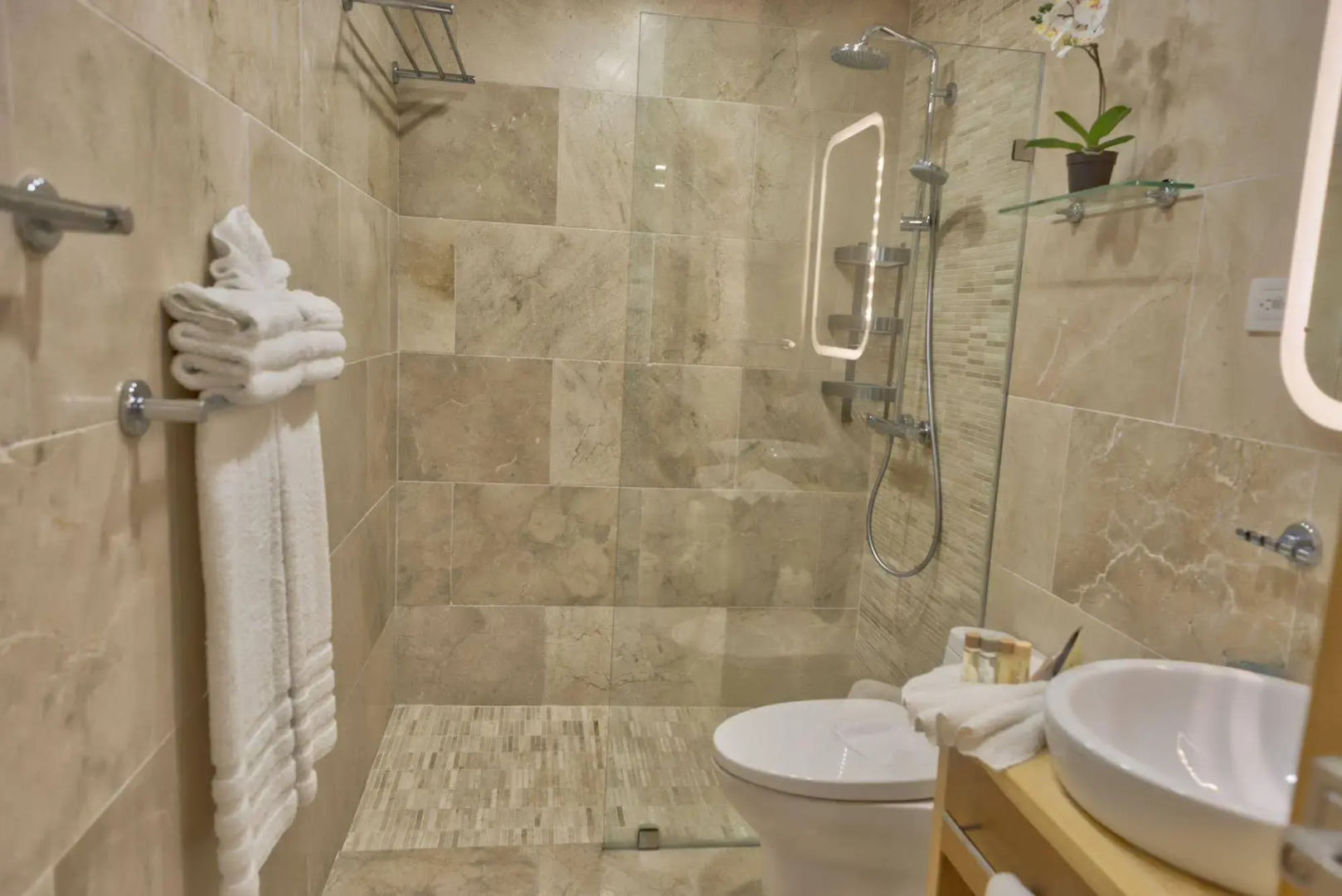 Xeliter Marbella, Juan Dolio