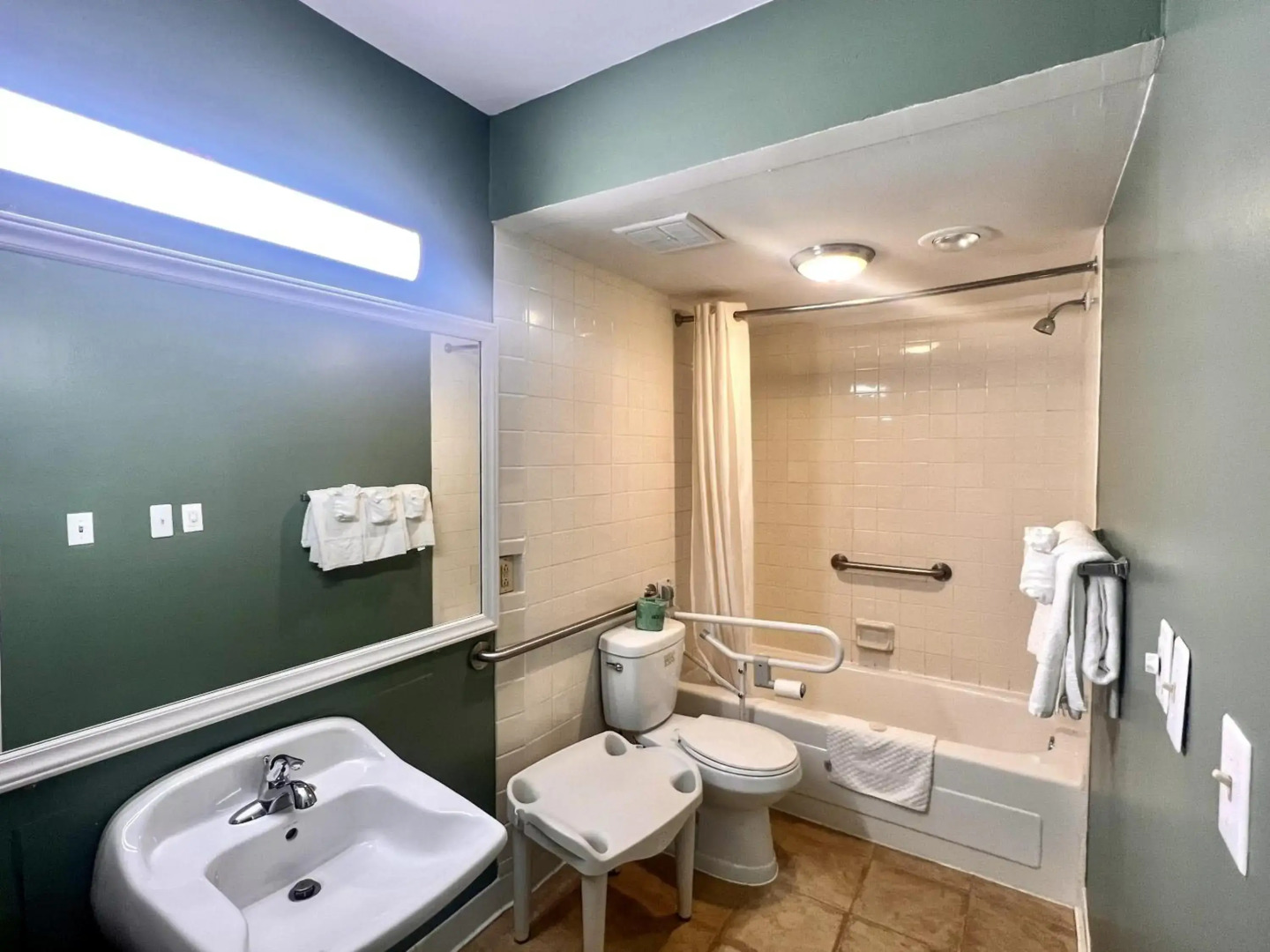 Motel 6 Culpeper, VA