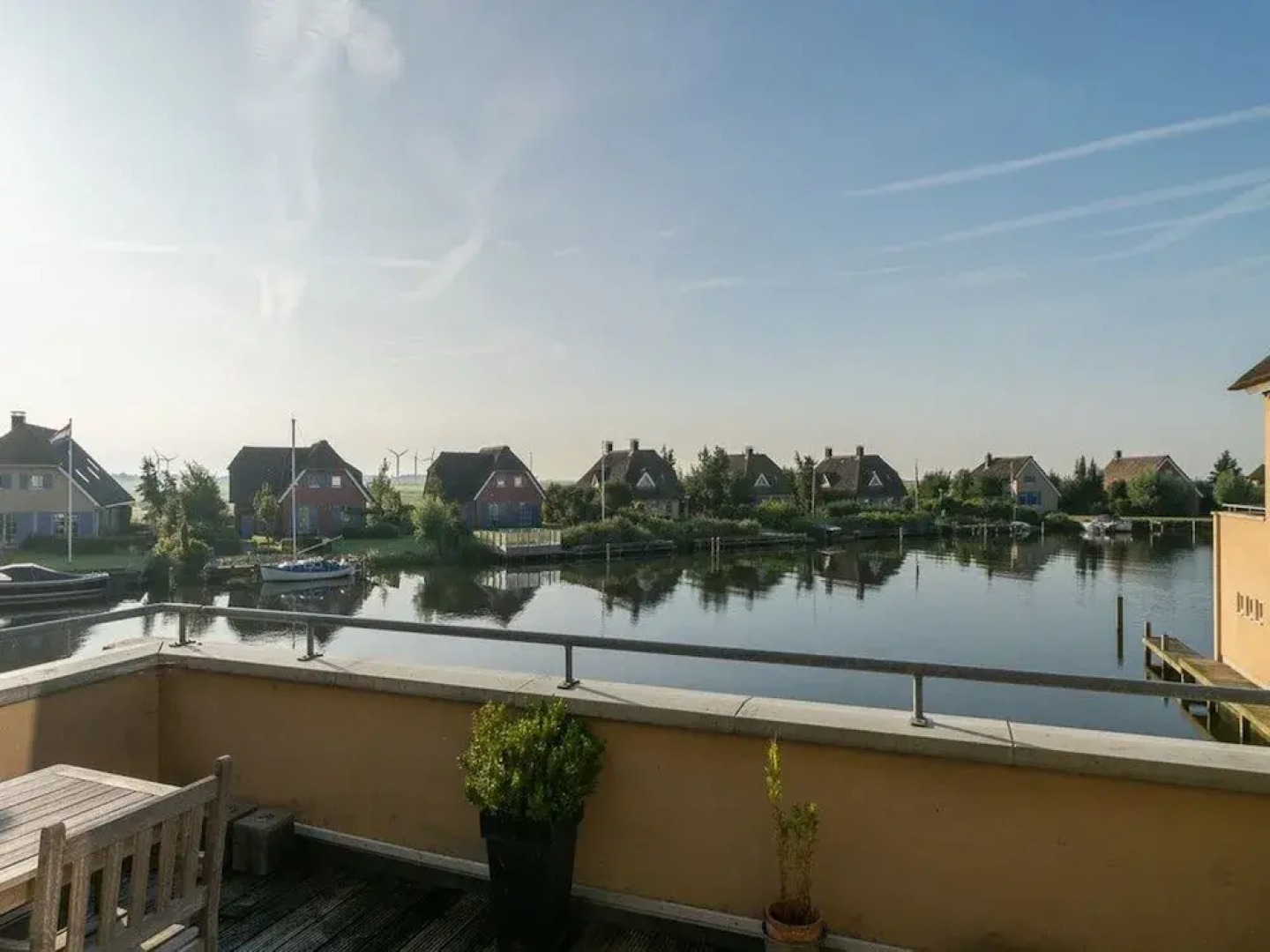 Exclusive Holiday Home Floating on a Lake in Friesland