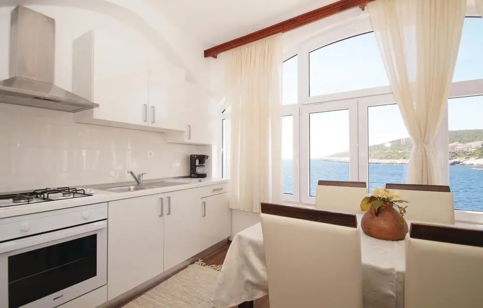 Awesome Home in Zavalatica With Wifi and 1 Bedrooms