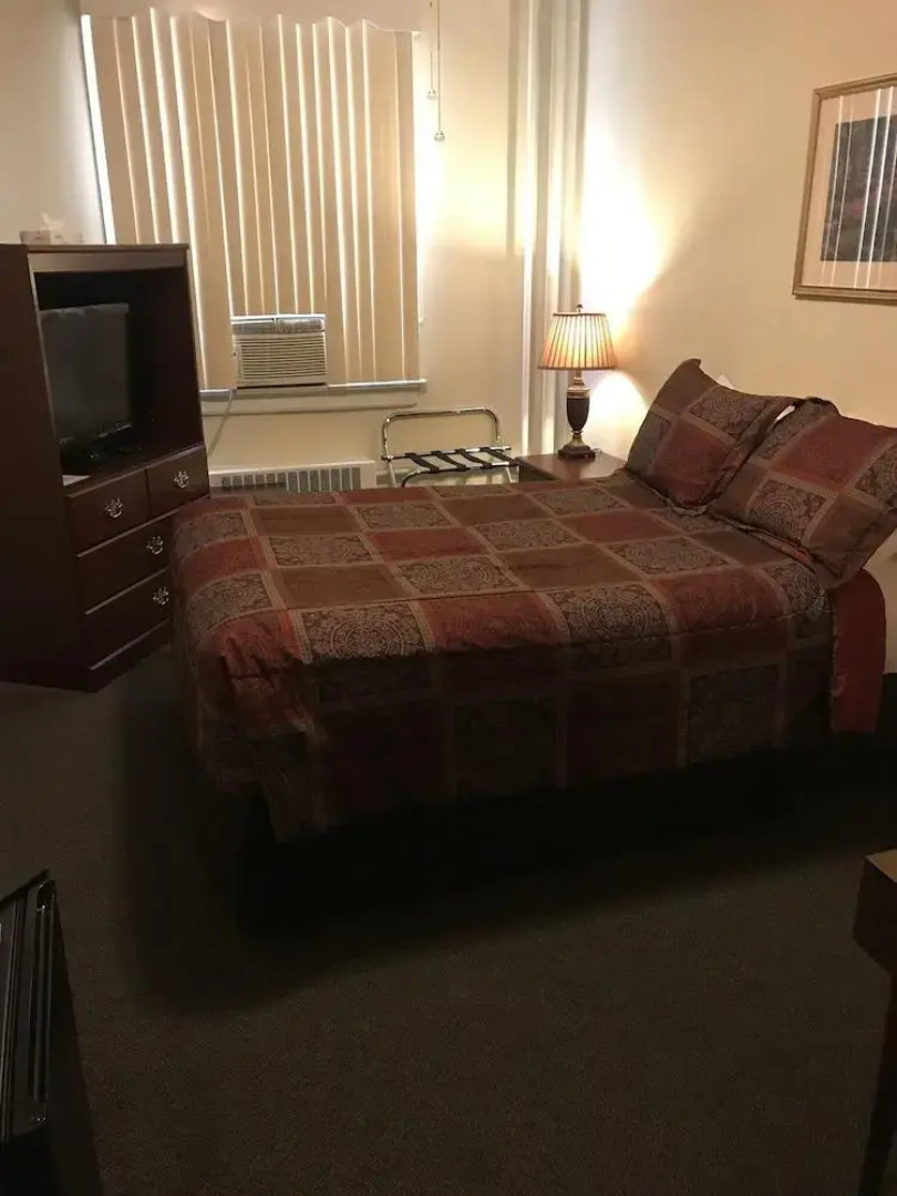 The Mountaineer Hotel