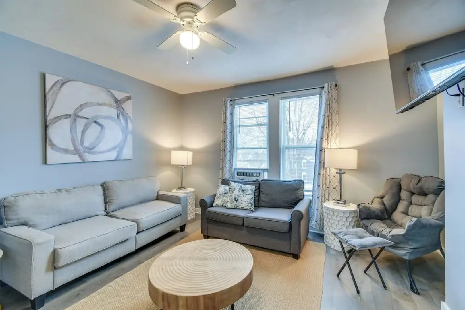 2 Mi to Dtwn Syracuse: Cozy Updated Apt!