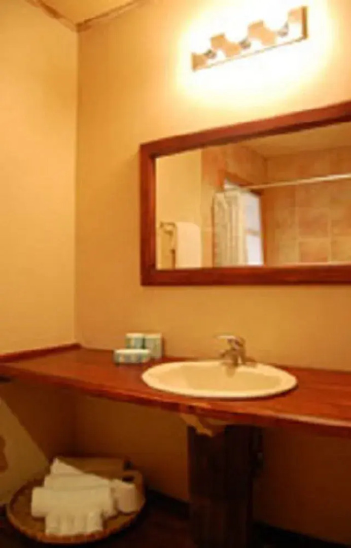 Amatierra Retreat and Wellness Center