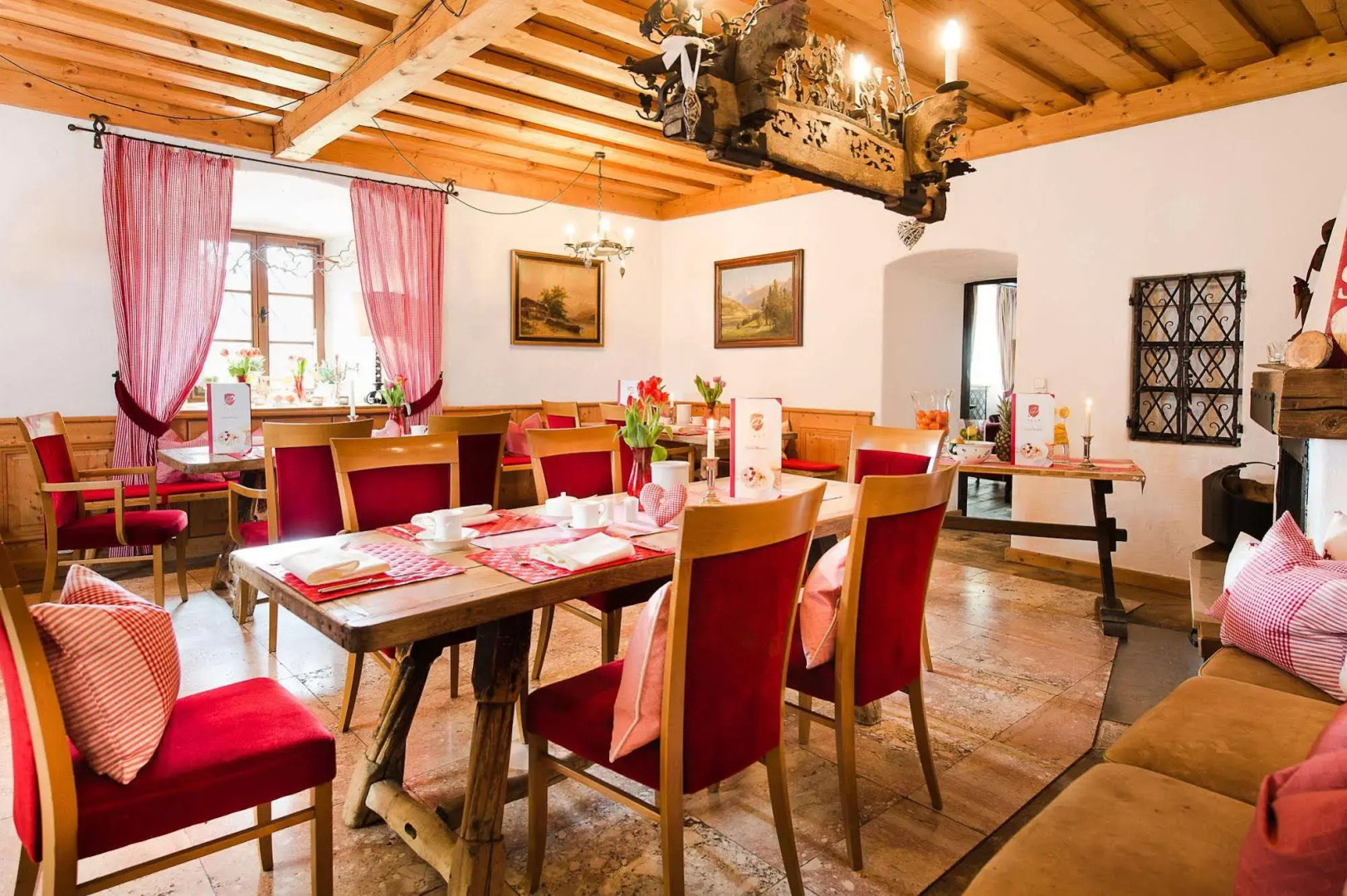 Schloss Prielau Hotel & Restaurants