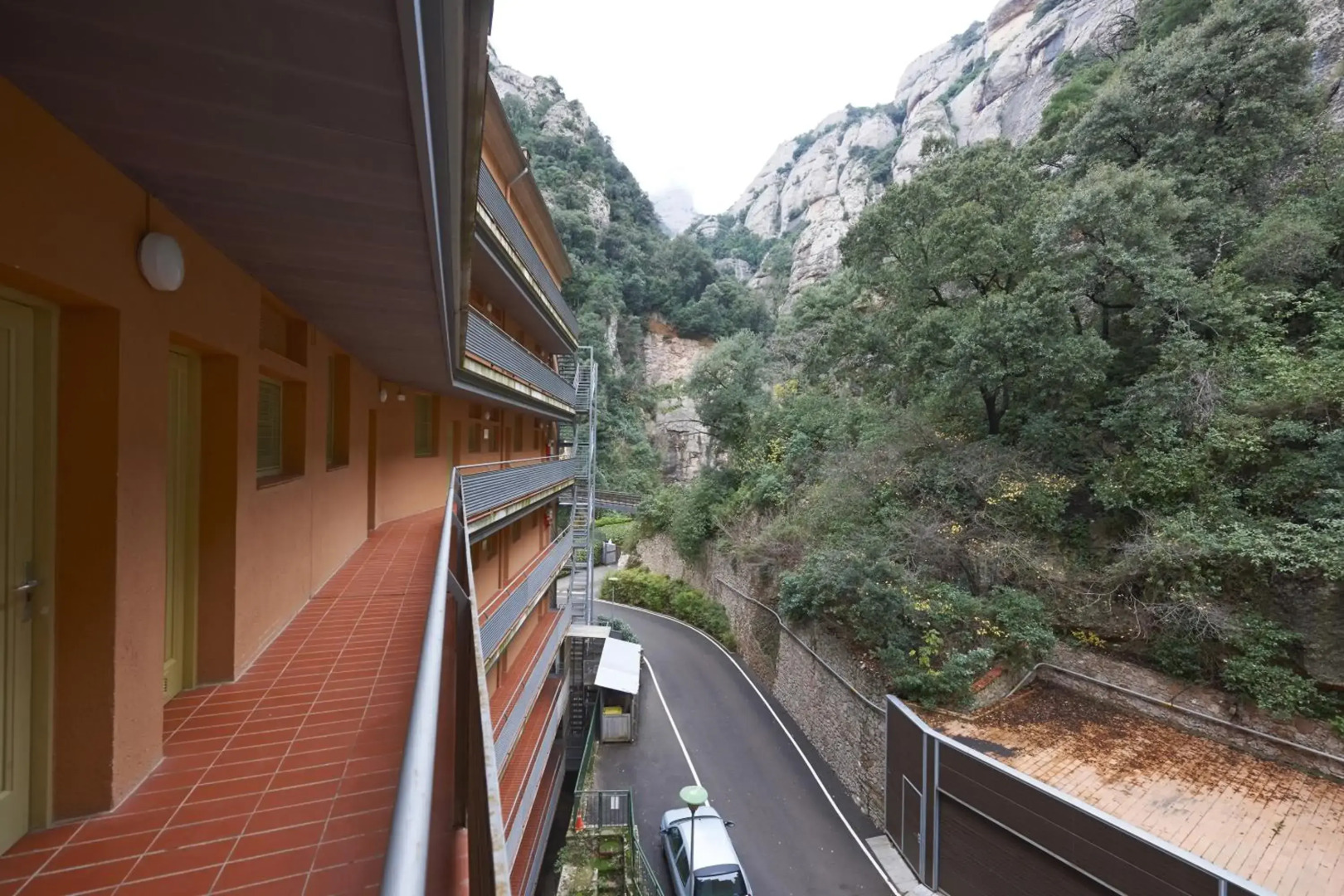 Apartamentos Montserrat Abat Marcet
