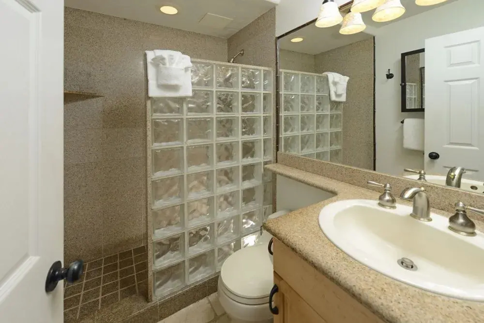 Polynesian Shores 111