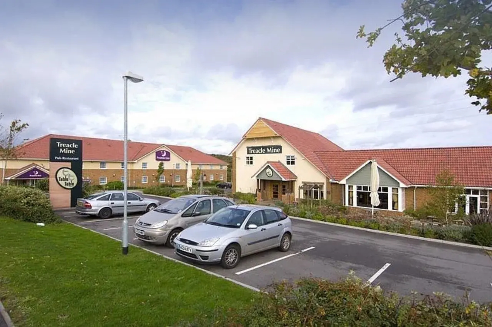 Premier Inn Eastbourne - Polegate