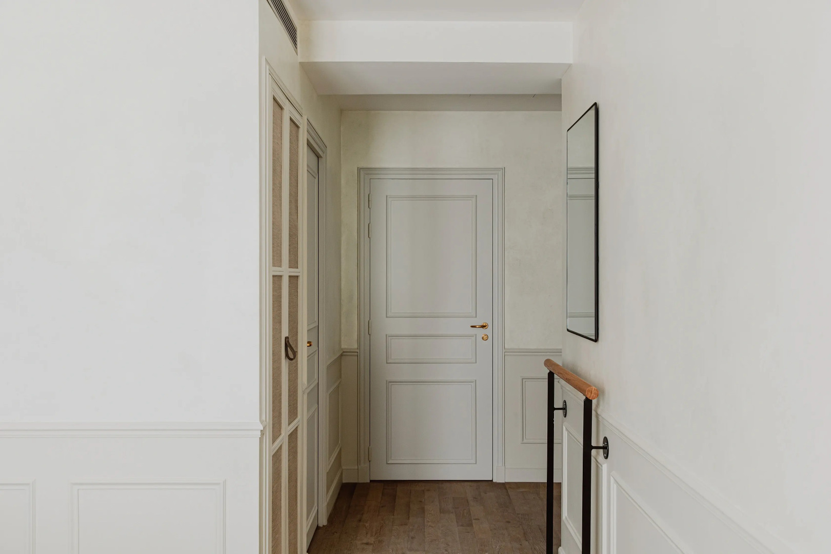 Hoy Paris - Home of YOGA