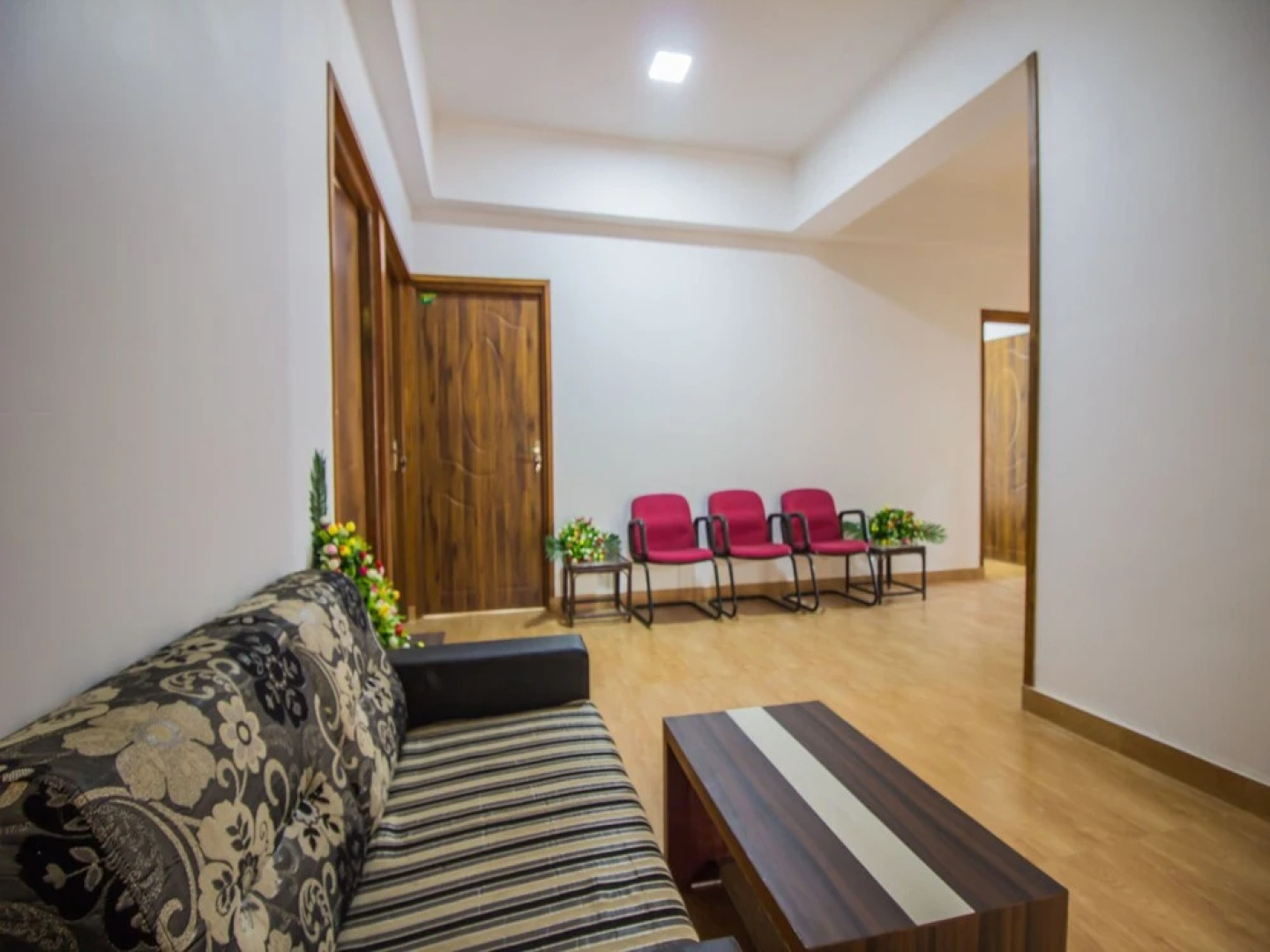 OYO 15125 Home Modern Studio Near Mall De Goa