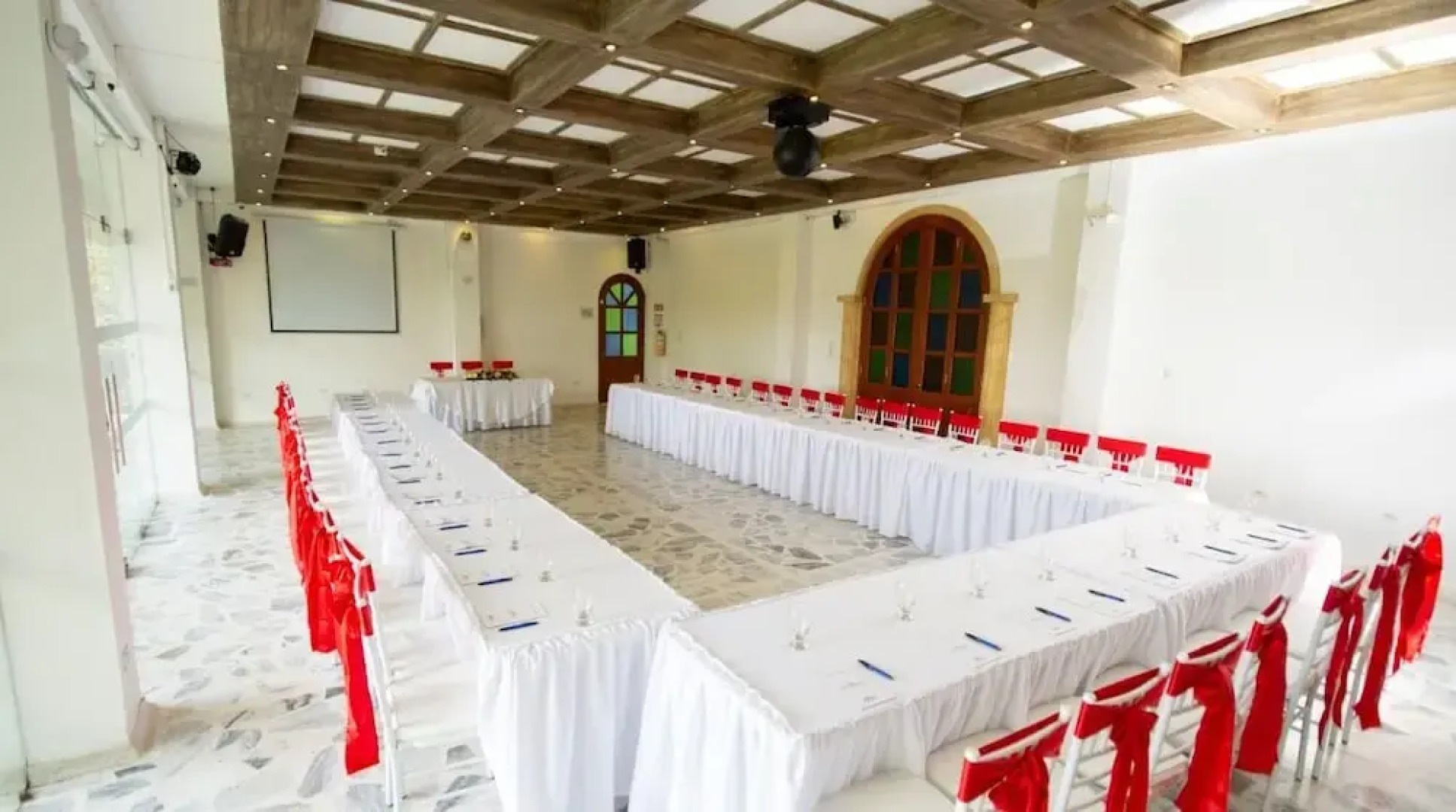 Hotel refugio rancho tota