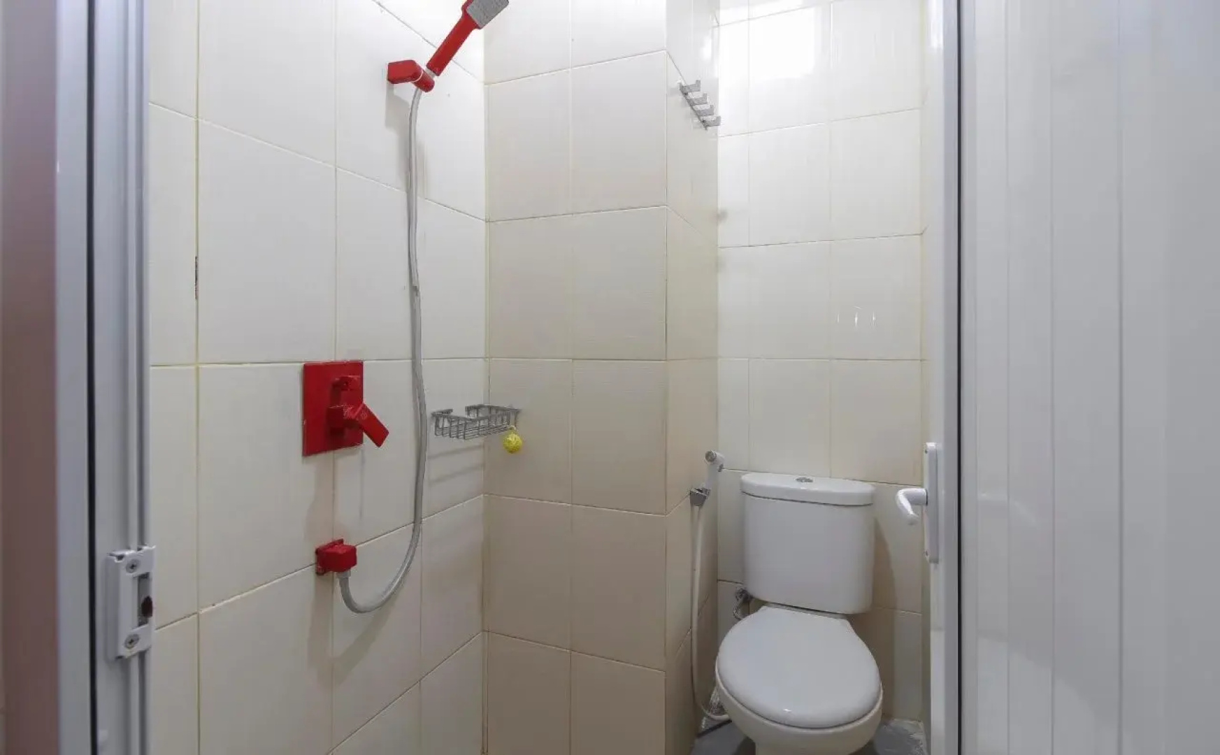 RedDoorz @ Jalan Darussalam Medan