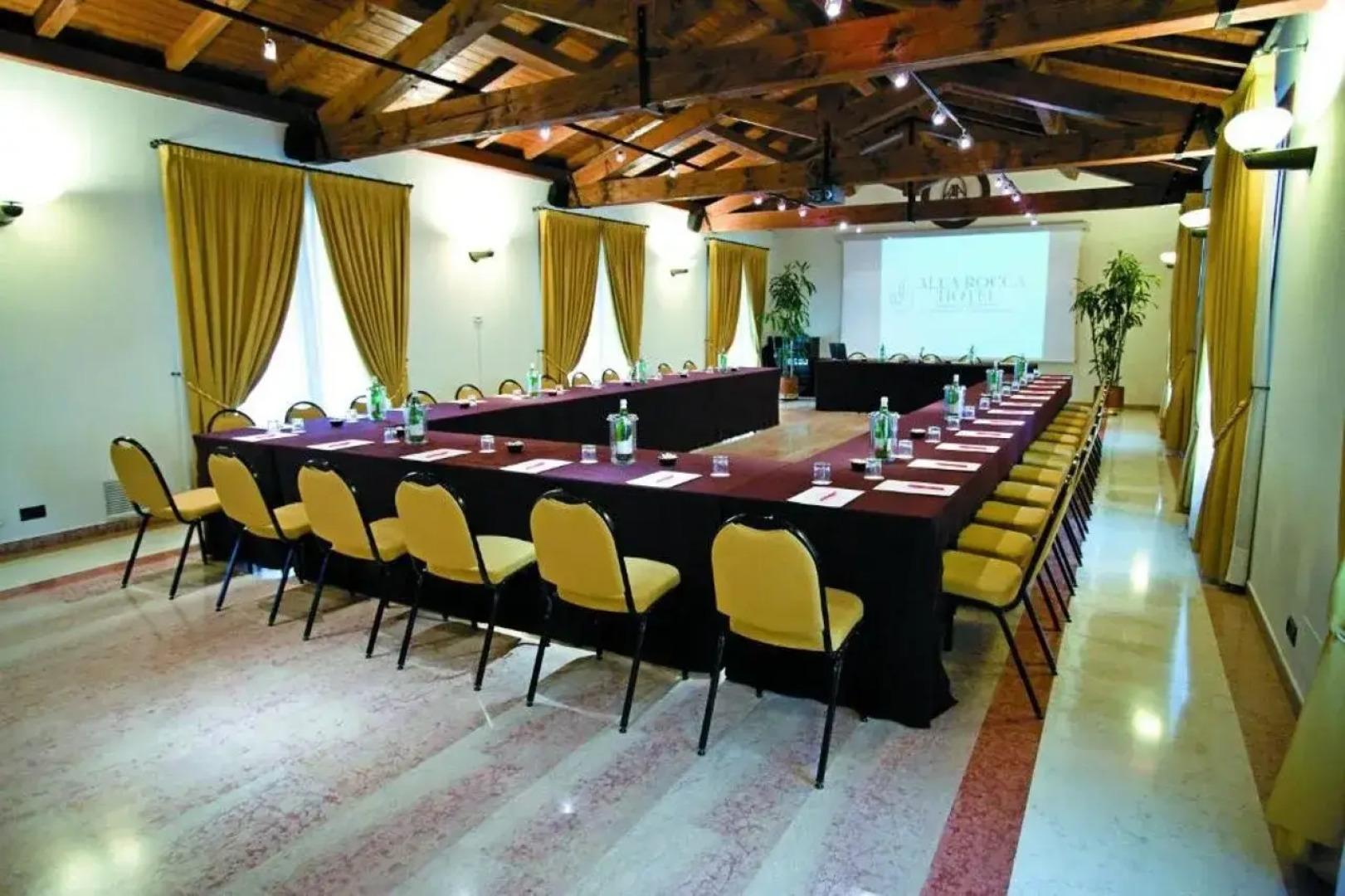 Alla Rocca Hotel