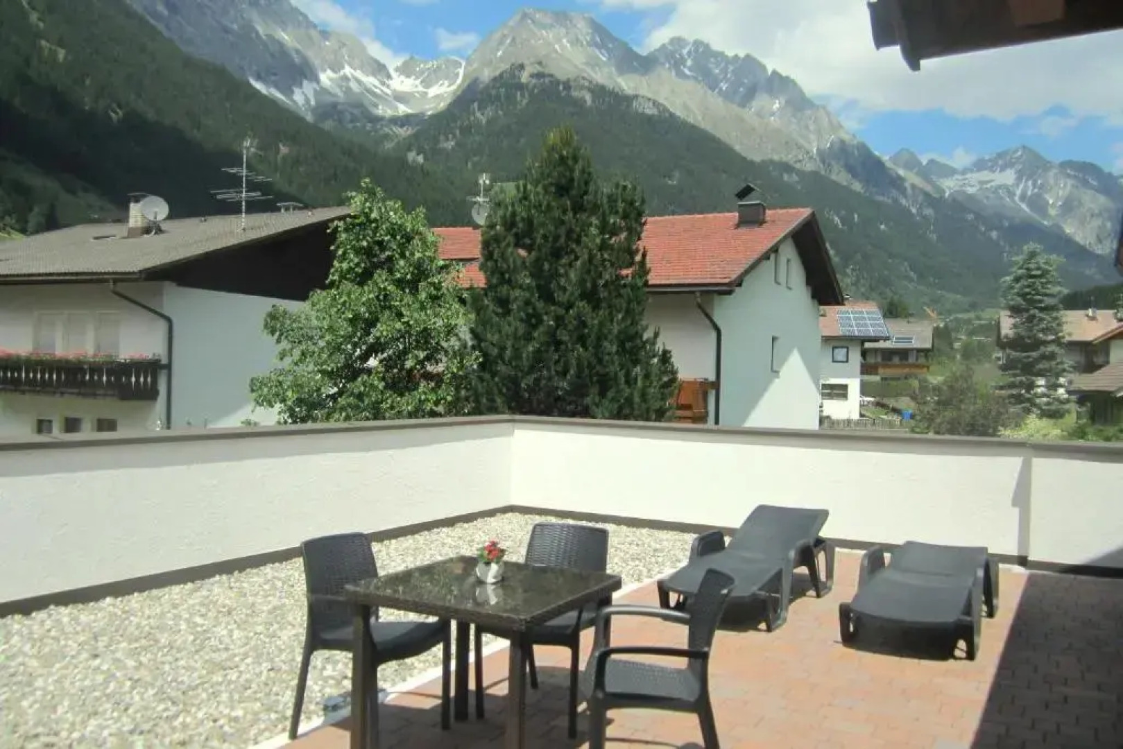 Hellweger Apartments