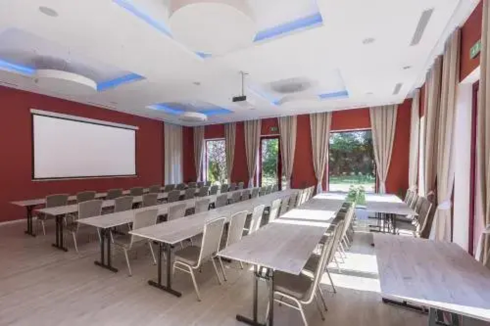 Hotel Pałac Nieznanice