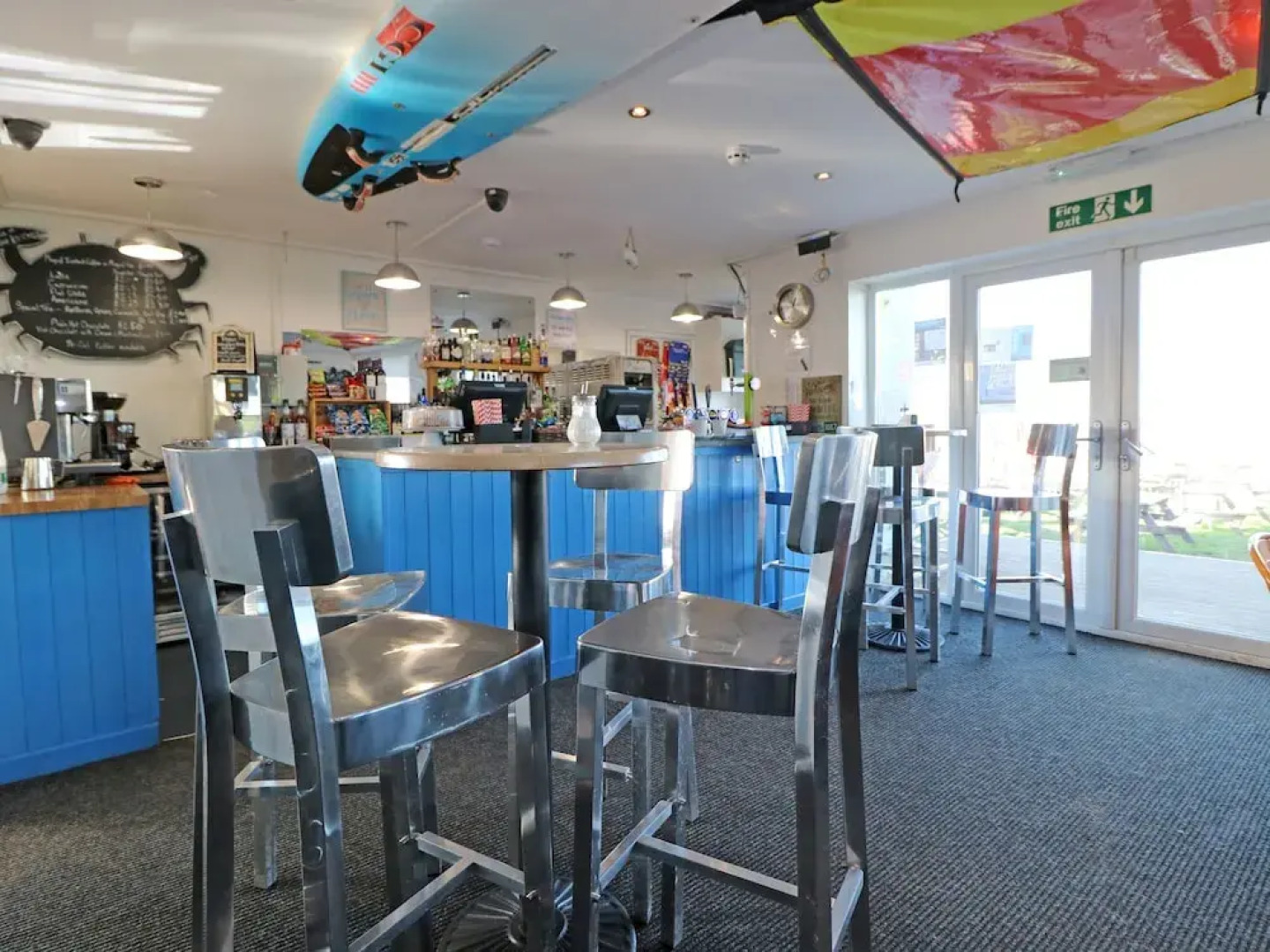 The Waves Bar Cafe B and B Hotel