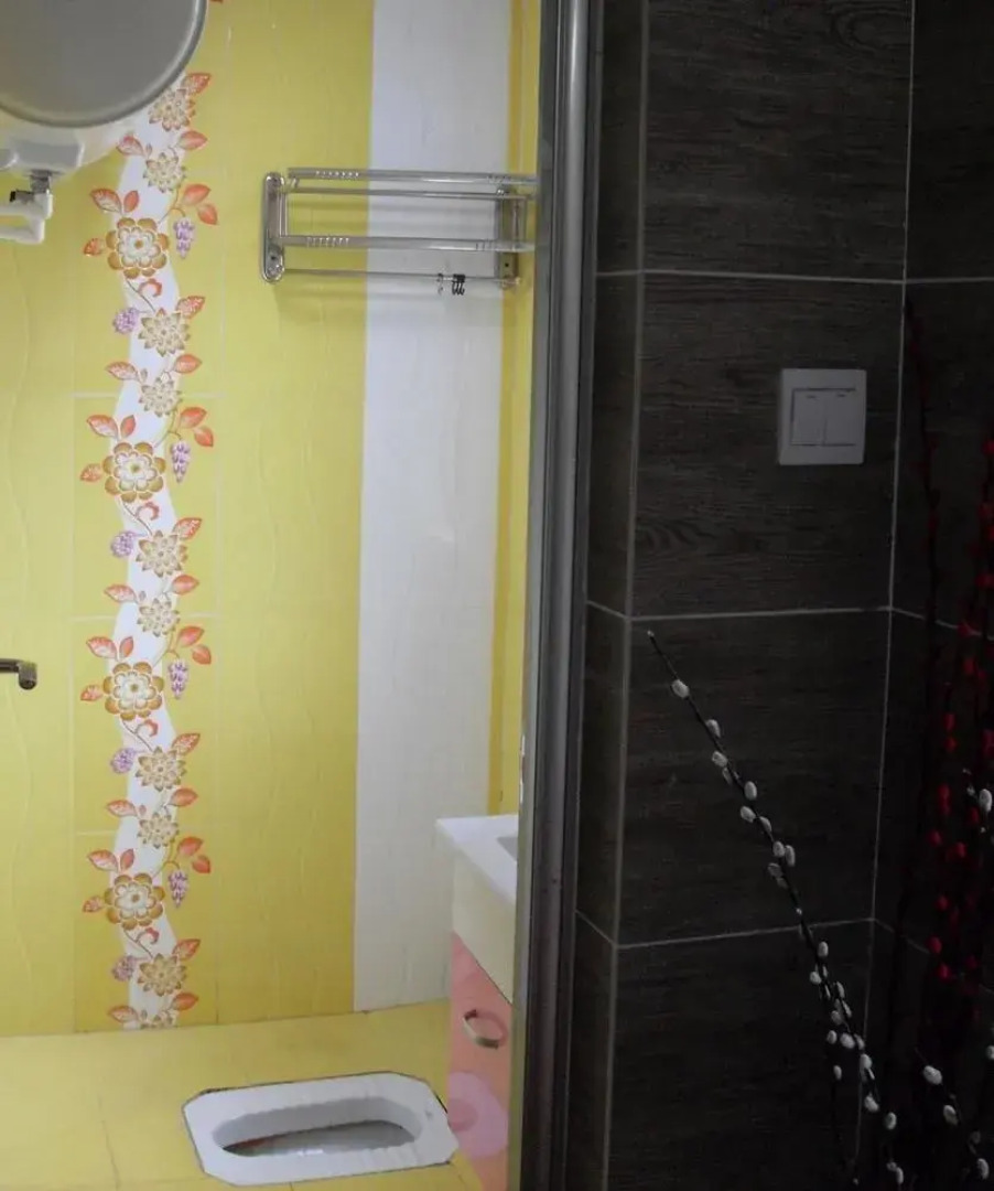 Guilin Li Show Short Rent Apartment