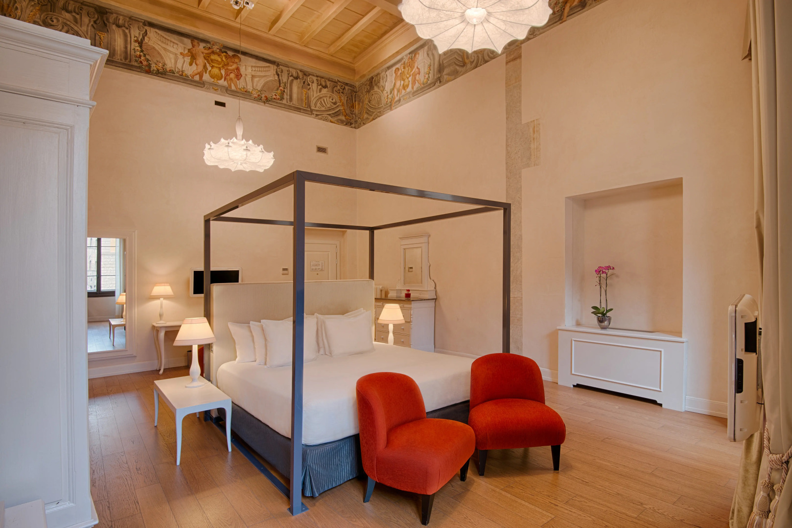 Отель NH Collection Firenze Porta Rossa