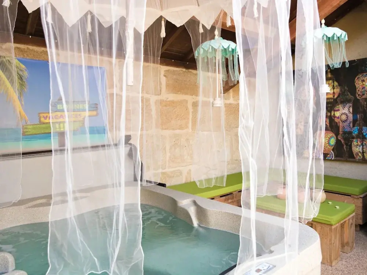 Luxurious Restored Building With Heated Swimming Pool, Terraces and Jacuzzi