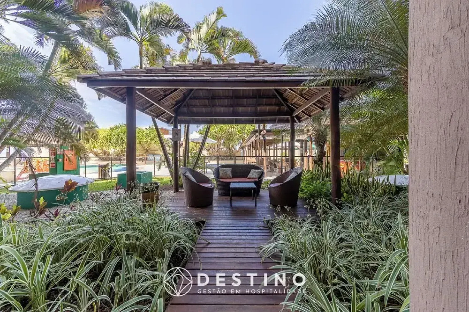 Apto Beira Mar com Vista e Pé na Areia